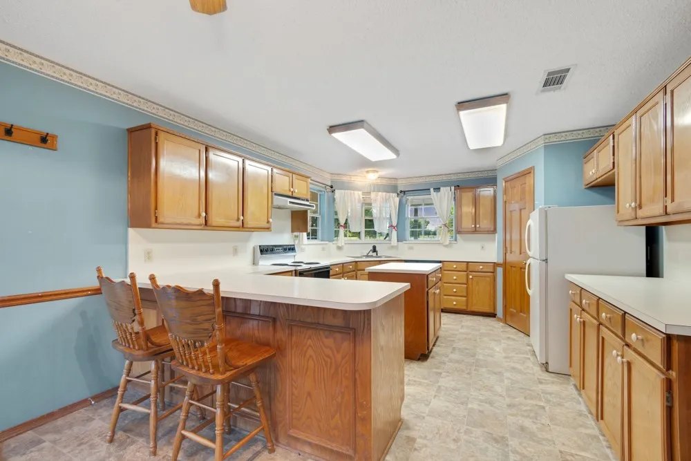 Single Family Residence For Sale in Denton County , 9861 Jim Christal Road, Denton, Texas 76249, 3 Bedroom, 3 Bathroom, 2 Garage spaces, 1,749 Sqft, built in 1994, mls#21324955, Real Estate Agent in Denton, Homes For Sale in Denton county, Homes For Sale in Denton, Realtor in Denton Texas, Real Estate Brokerage Independent Realty Texas, Luminita Cordes Realtor
