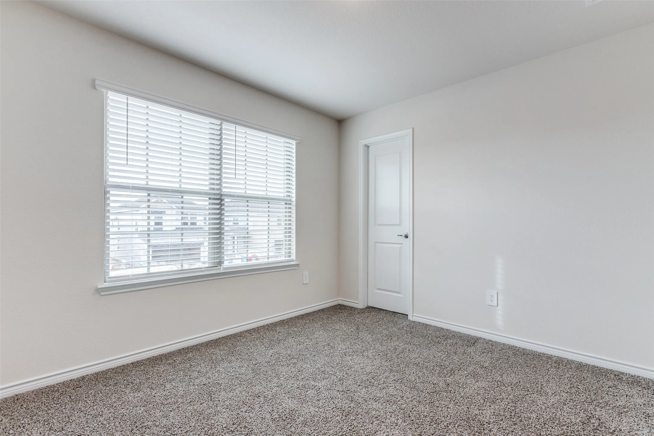 Single Family Residence For Rent in Denton County , 240 Kistler Drive, Little Elm, Texas 75068, 4 Bedroom, 3 Bathroom, 2 Garage spaces, 2,411 Sqft, built in 2024, mls#21329533, Real Estate Agent in Little Elm, Homes For Rent in Denton county, Homes For Rent in Little Elm, Realtor in Little Elm Texas, Real Estate Brokerage Independent Realty Texas, Luminita Cordes Realtor