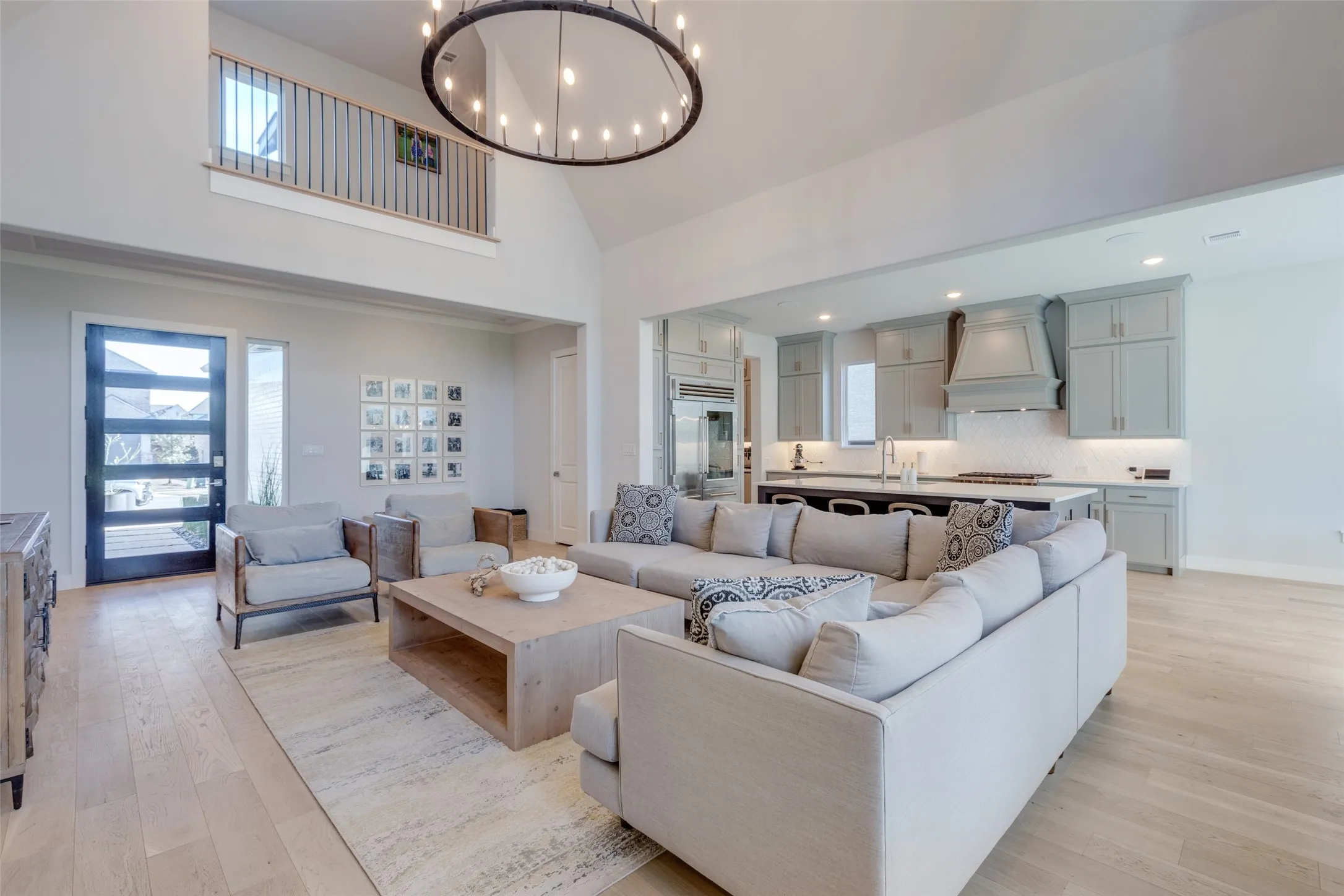 Single Family Residence For Sale in Collin County , 4027 Heatherton Drive, Celina, Texas 75009, 4 Bedroom, 5 Bathroom, 2 Garage spaces, 3,877 Sqft, built in 2021, Price $985,000, mls#21330714, Real Estate Agent in Celina, Homes For Sale in Collin county, Homes For Sale in Celina, Realtor in Celina Texas, Real Estate Brokerage Independent Realty Texas, Luminita Cordes Realtor