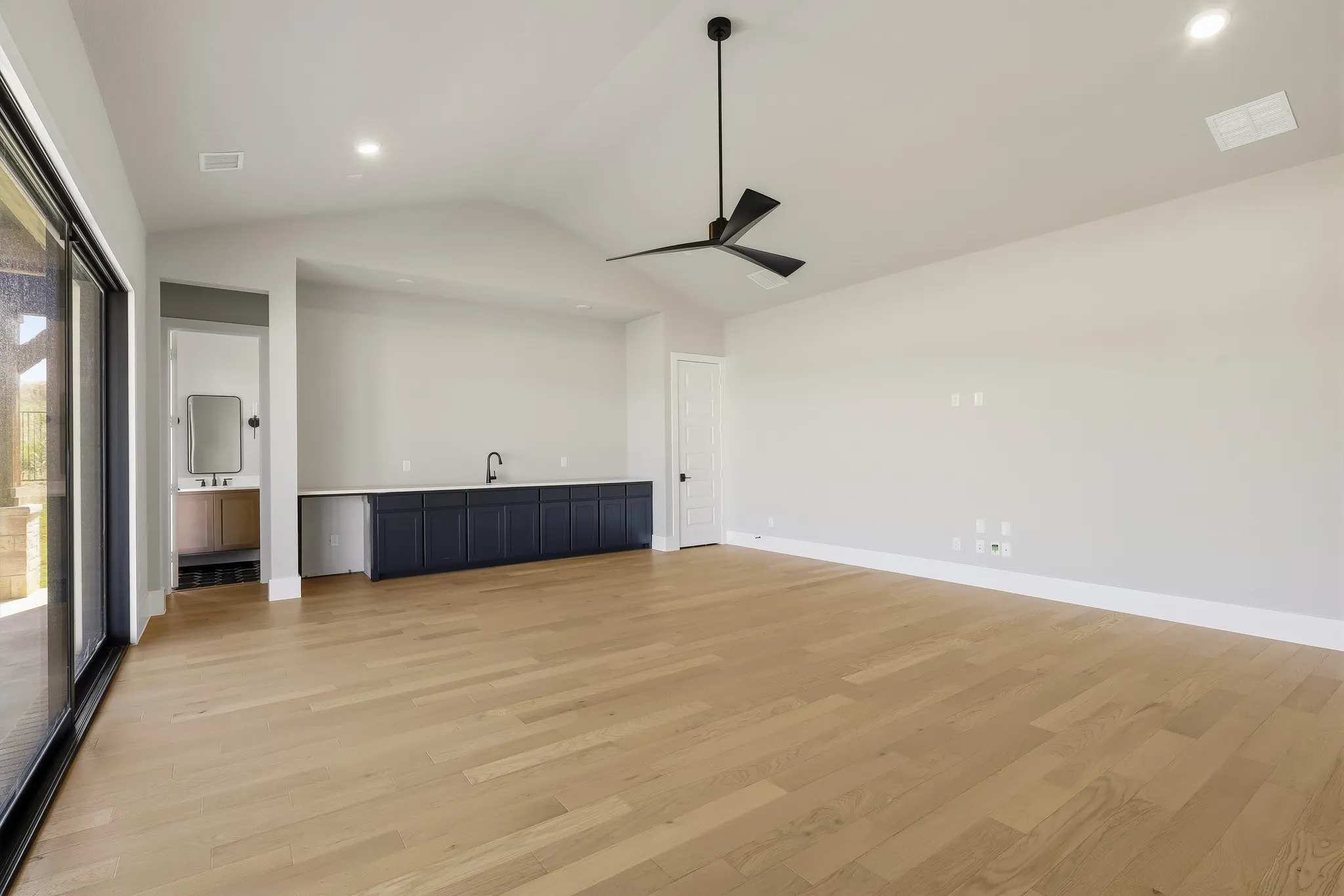 Single Family Residence For Sale in Collin County , 3810 Pandora Drive, Celina, Texas 75009, 4 Bedroom, 5 Bathroom, 3 Garage spaces, 4,299 Sqft, built in 2026, mls#21330740, Real Estate Agent in Celina, Homes For Sale in Collin county, Homes For Sale in Celina, Realtor in Celina Texas, Real Estate Brokerage Independent Realty Texas, Luminita Cordes Realtor