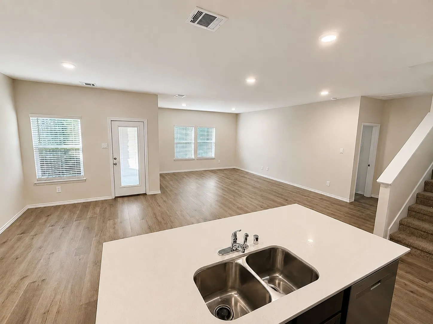 Single Family Residence For Sale in Ellis County , 881 Newport Drive, Ferris, Texas 75125, 4 Bedroom, 3 Bathroom, 2 Garage spaces, 2,236 Sqft, built in 2024, mls#21330726, Real Estate Agent in Ferris, Homes For Sale in Ellis county, Homes For Sale in Ferris, Realtor in Ferris Texas, Real Estate Brokerage Independent Realty Texas, Luminita Cordes Realtor