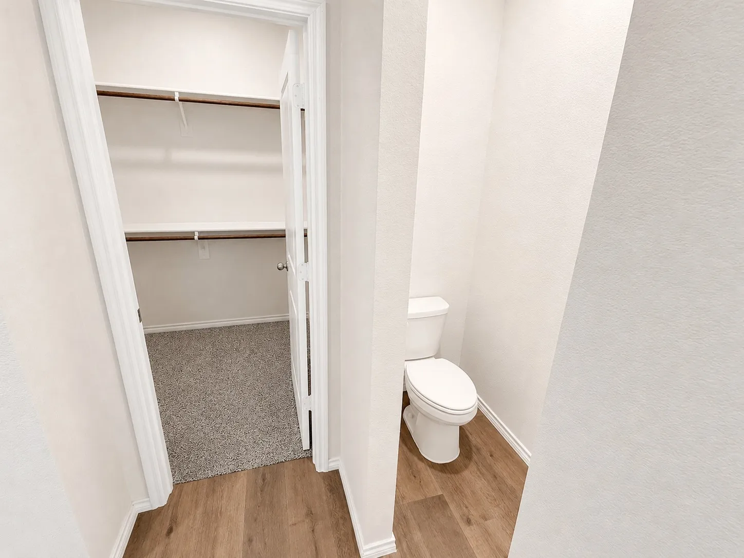 Single Family Residence For Sale in Ellis County , 881 Newport Drive, Ferris, Texas 75125, 4 Bedroom, 3 Bathroom, 2 Garage spaces, 2,236 Sqft, built in 2024, mls#21330726, Real Estate Agent in Ferris, Homes For Sale in Ellis county, Homes For Sale in Ferris, Realtor in Ferris Texas, Real Estate Brokerage Independent Realty Texas, Luminita Cordes Realtor
