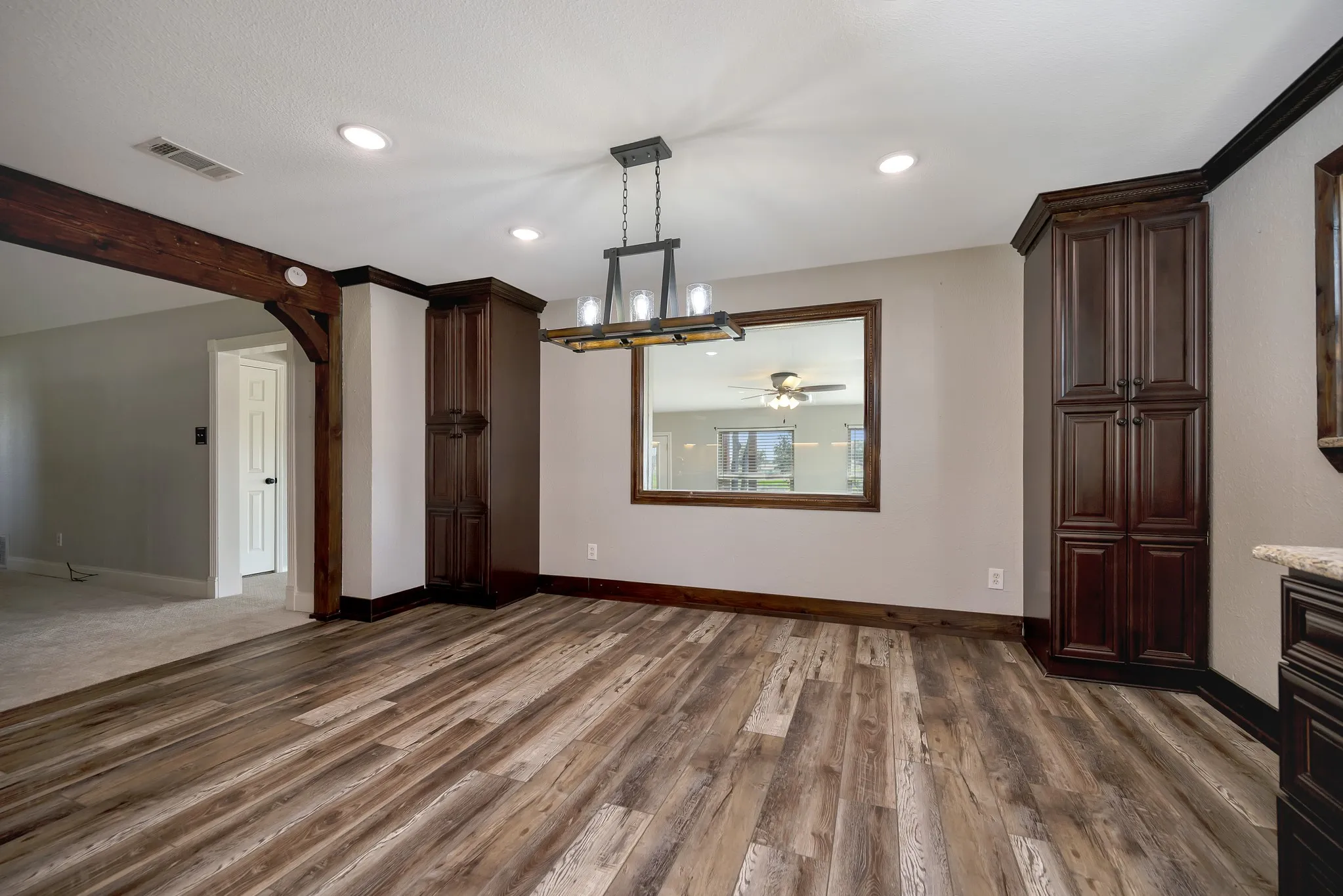Single Family Residence For Sale in Cooke County , 2561 County Road 248, Valley View, Texas 76272, 4 Bedroom, 3 Bathroom, Garage spaces, 2,160 Sqft, built in 1986, mls#21322135, Real Estate Agent in Valley View, Homes For Sale in Cooke county, Homes For Sale in Valley View, Realtor in Valley View Texas, Real Estate Brokerage Independent Realty Texas, Luminita Cordes Realtor