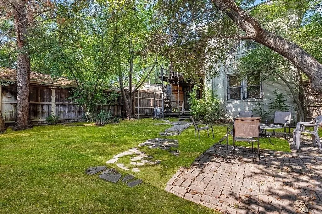 Single Family Residence For Sale in Dallas County , 4301 Vandelia Street, Dallas, Texas 75219, 6 Bedroom, 4 Bathroom, 2 Garage spaces, 3,524 Sqft, built in 1924, mls#21330522, Real Estate Agent in Dallas, Homes For Sale in Dallas county, Homes For Sale in Dallas, Realtor in Dallas Texas, Real Estate Brokerage Independent Realty Texas, Luminita Cordes Realtor