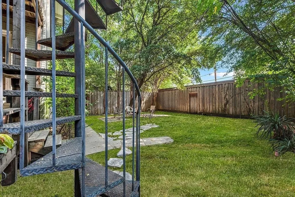 Single Family Residence For Sale in Dallas County , 4301 Vandelia Street, Dallas, Texas 75219, 6 Bedroom, 4 Bathroom, 2 Garage spaces, 3,524 Sqft, built in 1924, mls#21330522, Real Estate Agent in Dallas, Homes For Sale in Dallas county, Homes For Sale in Dallas, Realtor in Dallas Texas, Real Estate Brokerage Independent Realty Texas, Luminita Cordes Realtor