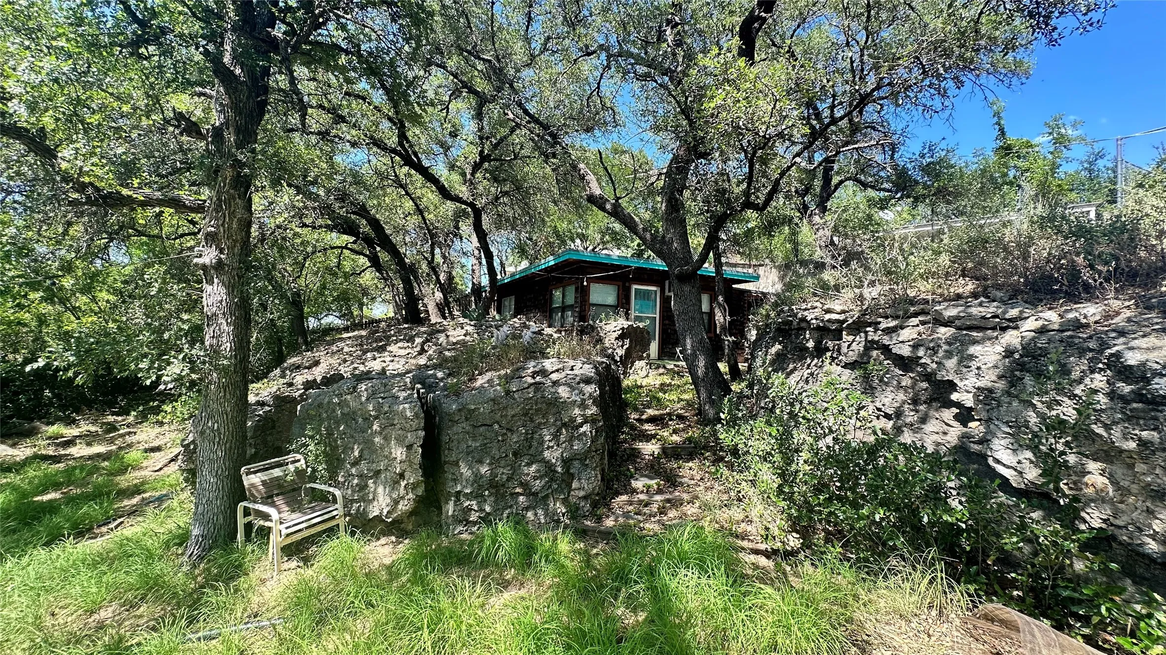 Single Family Residence For Sale in Brown County , 241 County Road 611, Brownwood, Texas 76801, 1 Bedroom, 1 Bathroom, Garage spaces, 486 Sqft, built in 1978, mls#21329997, Real Estate Agent in Brownwood, Homes For Sale in Brown county, Homes For Sale in Brownwood, Realtor in Brownwood Texas, Real Estate Brokerage Independent Realty Texas, Luminita Cordes Realtor