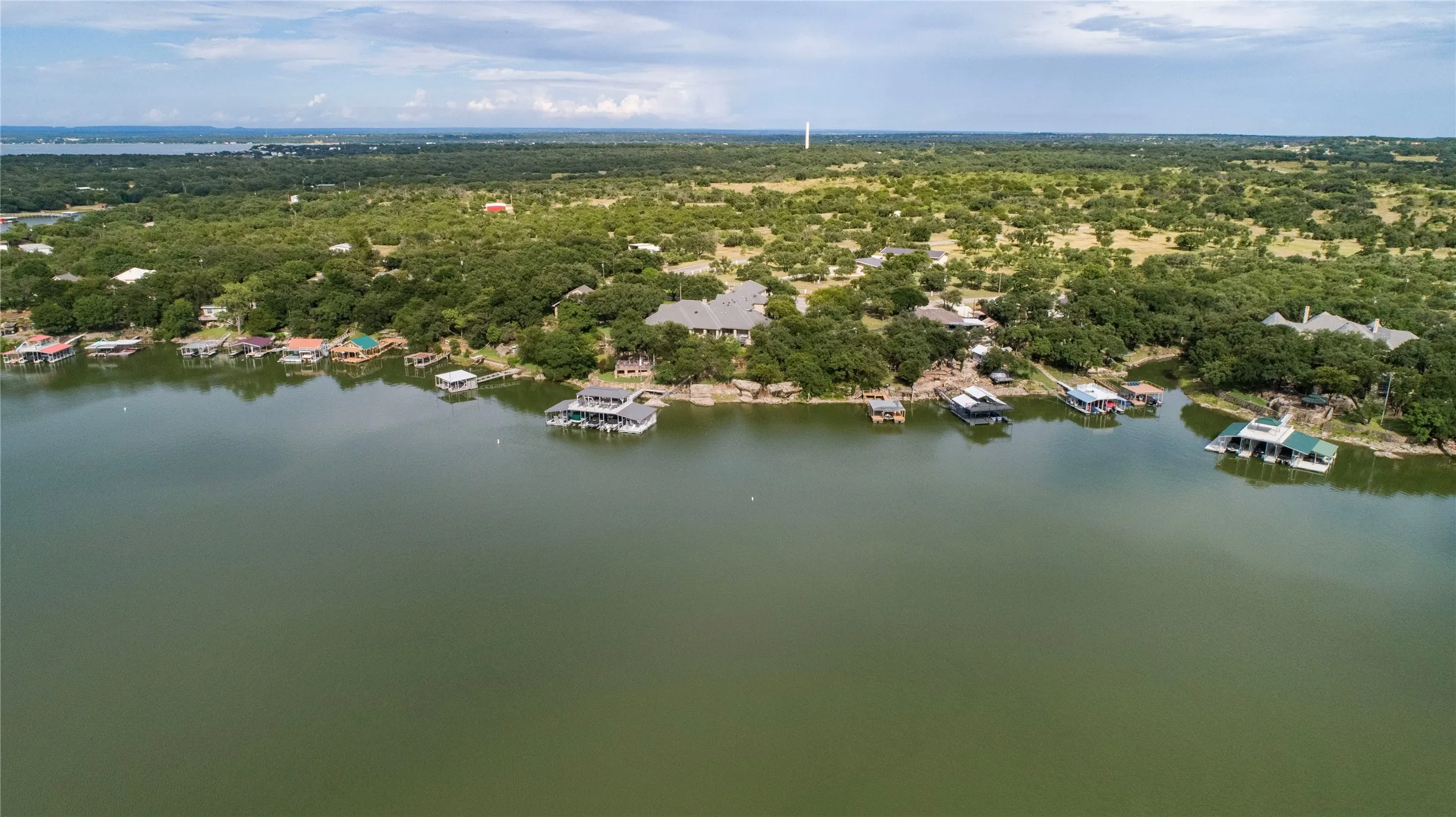 Single Family Residence For Sale in Brown County , 241 County Road 611, Brownwood, Texas 76801, 1 Bedroom, 1 Bathroom, Garage spaces, 486 Sqft, built in 1978, mls#21329997, Real Estate Agent in Brownwood, Homes For Sale in Brown county, Homes For Sale in Brownwood, Realtor in Brownwood Texas, Real Estate Brokerage Independent Realty Texas, Luminita Cordes Realtor