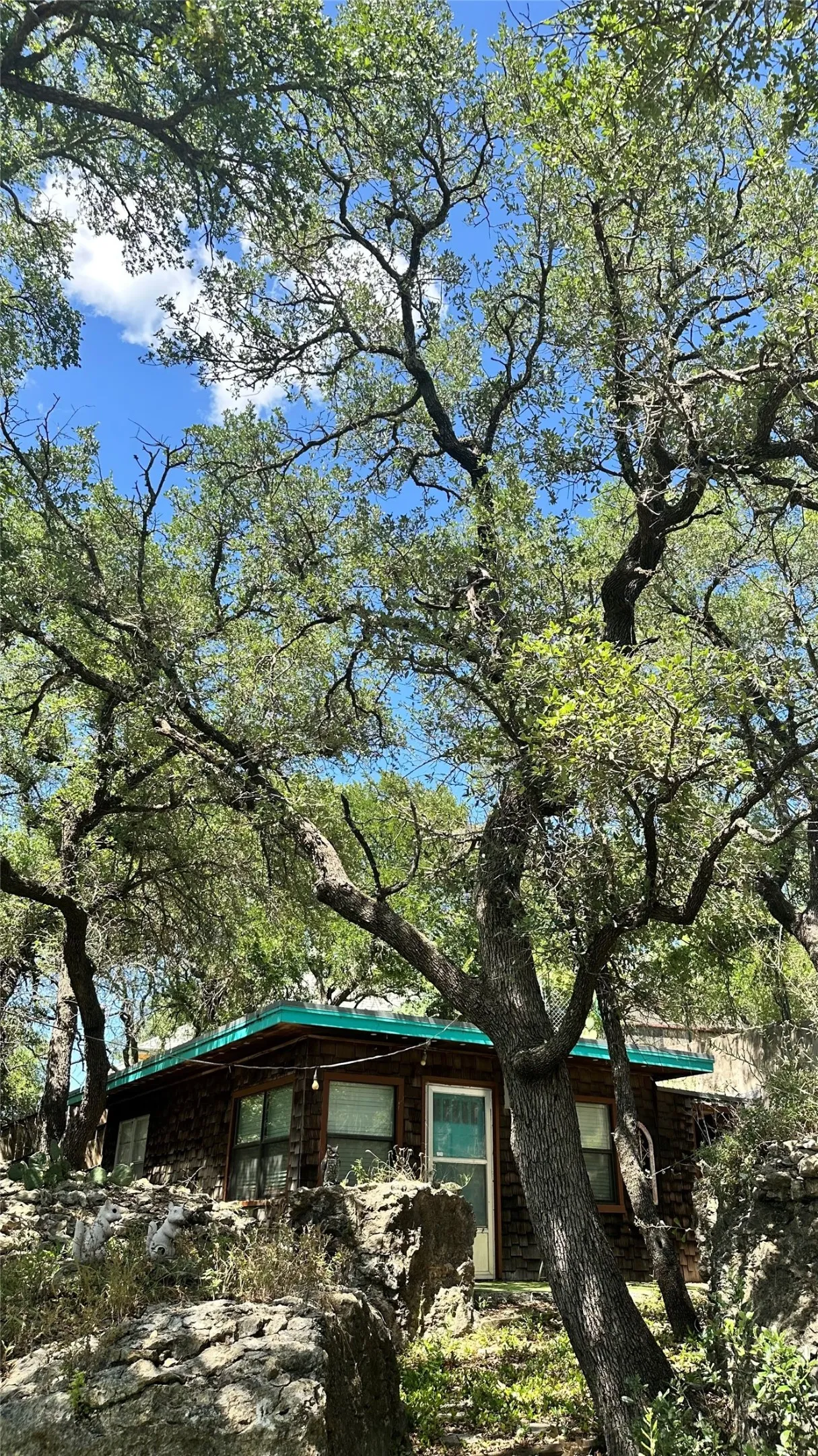 Single Family Residence For Sale in Brown County , 241 County Road 611, Brownwood, Texas 76801, 1 Bedroom, 1 Bathroom, Garage spaces, 486 Sqft, built in 1978, mls#21329997, Real Estate Agent in Brownwood, Homes For Sale in Brown county, Homes For Sale in Brownwood, Realtor in Brownwood Texas, Real Estate Brokerage Independent Realty Texas, Luminita Cordes Realtor