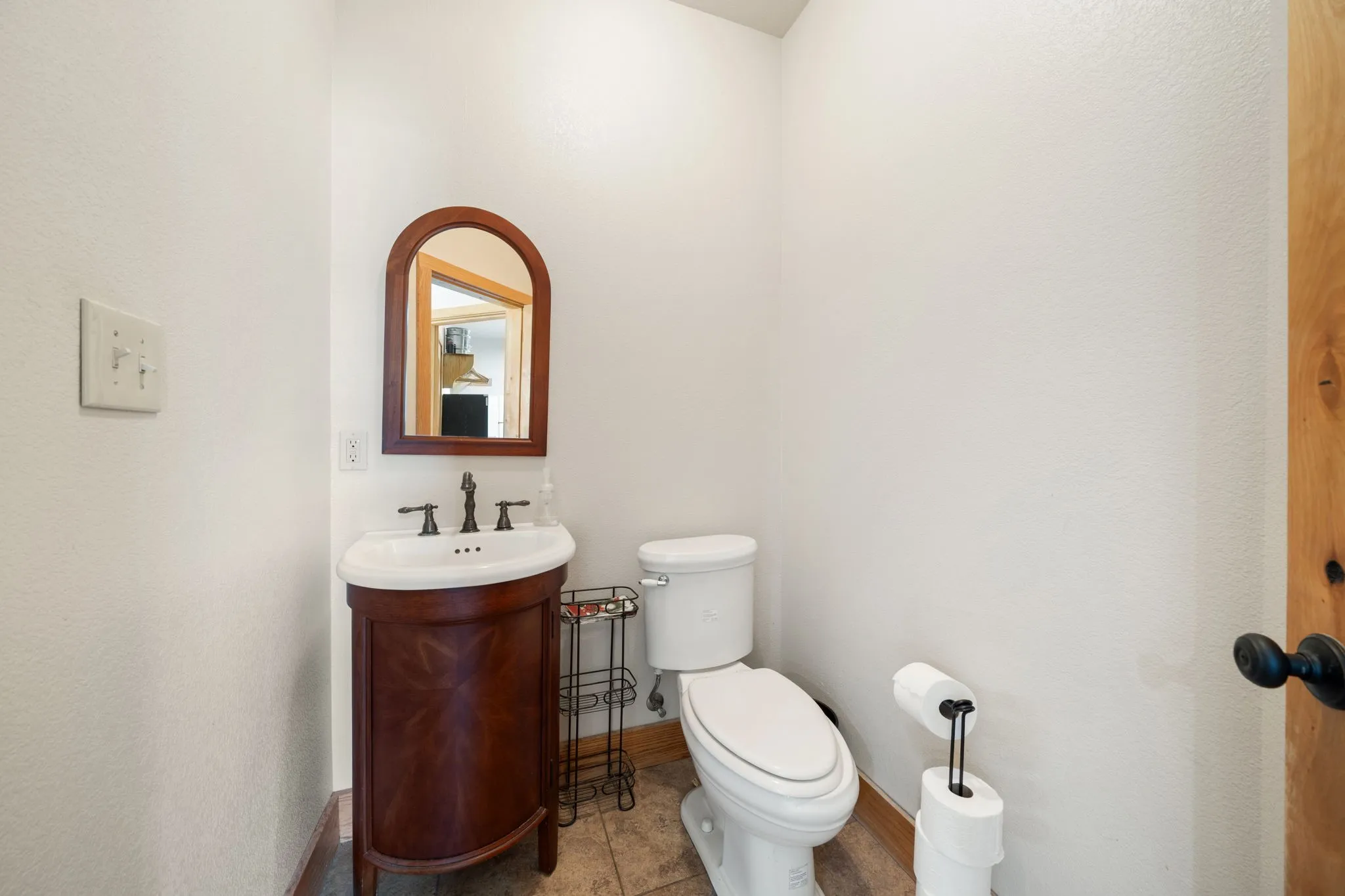 Farm For Sale in Hunt County , 247 County Road 4519, Wolfe City, Texas 75496, 3 Bedroom, 3 Bathroom, 2 Garage spaces, 2,096 Sqft, built in 2012, mls#21328558, Real Estate Agent in Wolfe City, Homes For Sale in Hunt county, Homes For Sale in Wolfe City, Realtor in Wolfe City Texas, Real Estate Brokerage Independent Realty Texas, Luminita Cordes Realtor
