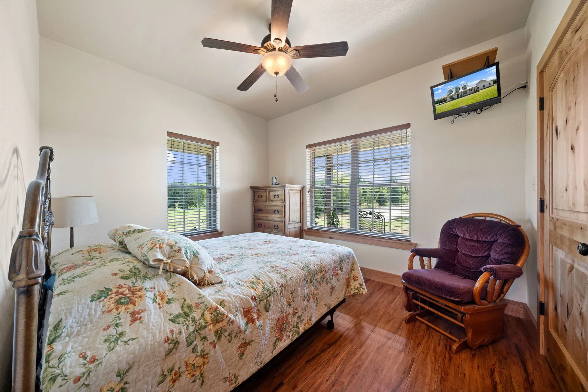 Farm For Sale in Hunt County , 247 County Road 4519, Wolfe City, Texas 75496, 3 Bedroom, 3 Bathroom, 2 Garage spaces, 2,096 Sqft, built in 2012, mls#21328558, Real Estate Agent in Wolfe City, Homes For Sale in Hunt county, Homes For Sale in Wolfe City, Realtor in Wolfe City Texas, Real Estate Brokerage Independent Realty Texas, Luminita Cordes Realtor