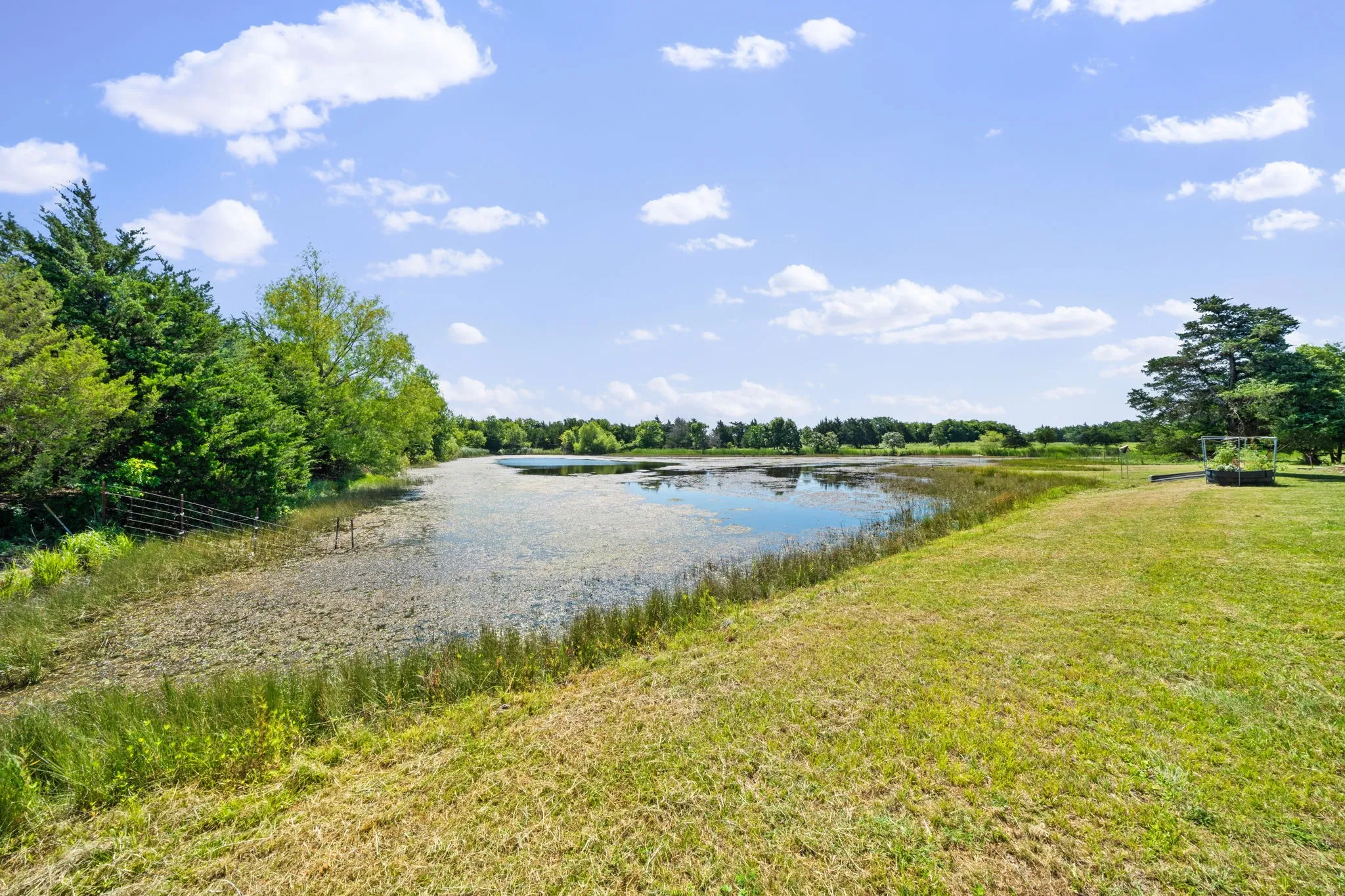 Farm For Sale in Hunt County , 247 County Road 4519, Wolfe City, Texas 75496, 3 Bedroom, 3 Bathroom, 2 Garage spaces, 2,096 Sqft, built in 2012, mls#21328558, Real Estate Agent in Wolfe City, Homes For Sale in Hunt county, Homes For Sale in Wolfe City, Realtor in Wolfe City Texas, Real Estate Brokerage Independent Realty Texas, Luminita Cordes Realtor
