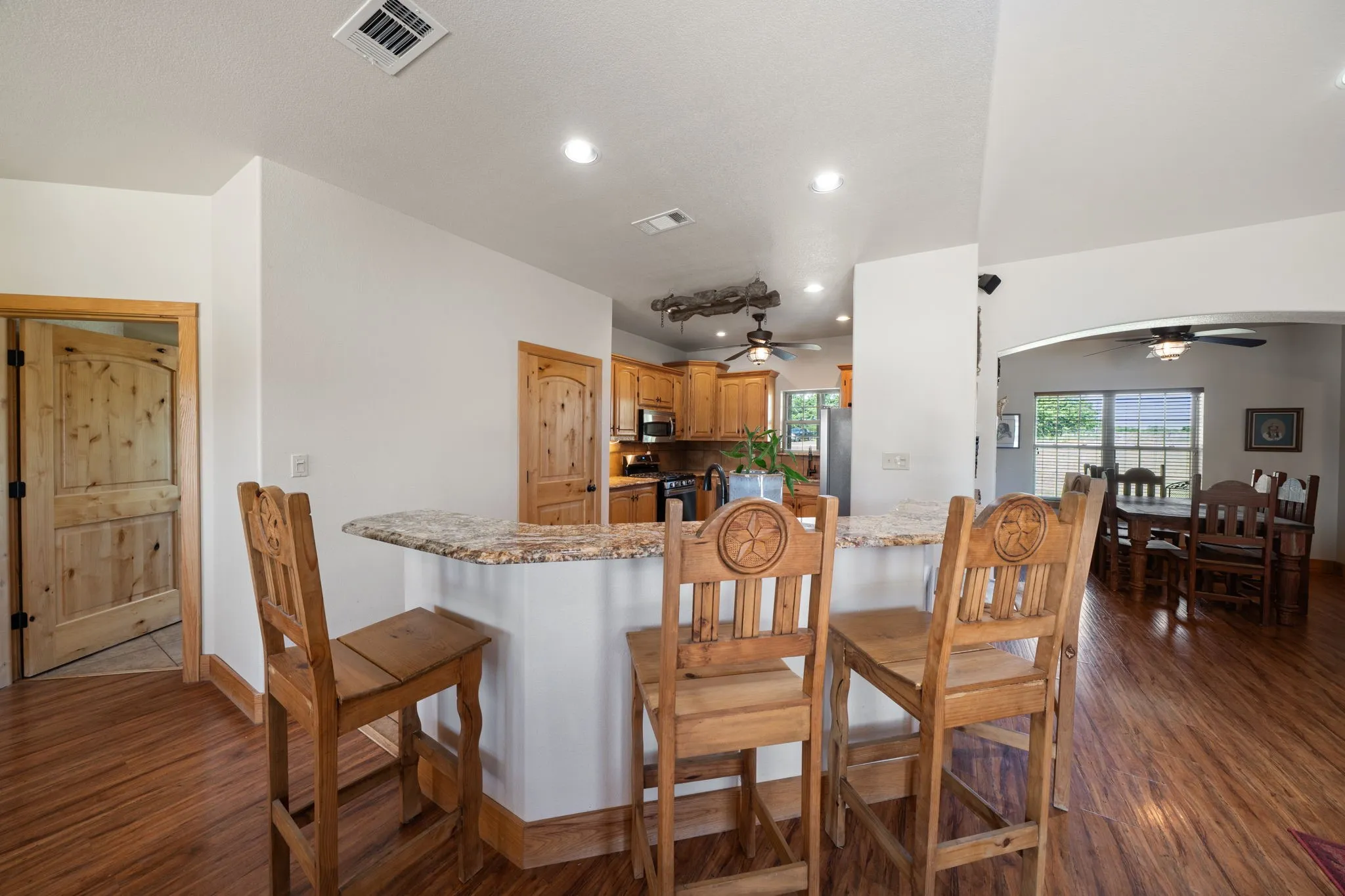Farm For Sale in Hunt County , 247 County Road 4519, Wolfe City, Texas 75496, 3 Bedroom, 3 Bathroom, 2 Garage spaces, 2,096 Sqft, built in 2012, mls#21328558, Real Estate Agent in Wolfe City, Homes For Sale in Hunt county, Homes For Sale in Wolfe City, Realtor in Wolfe City Texas, Real Estate Brokerage Independent Realty Texas, Luminita Cordes Realtor