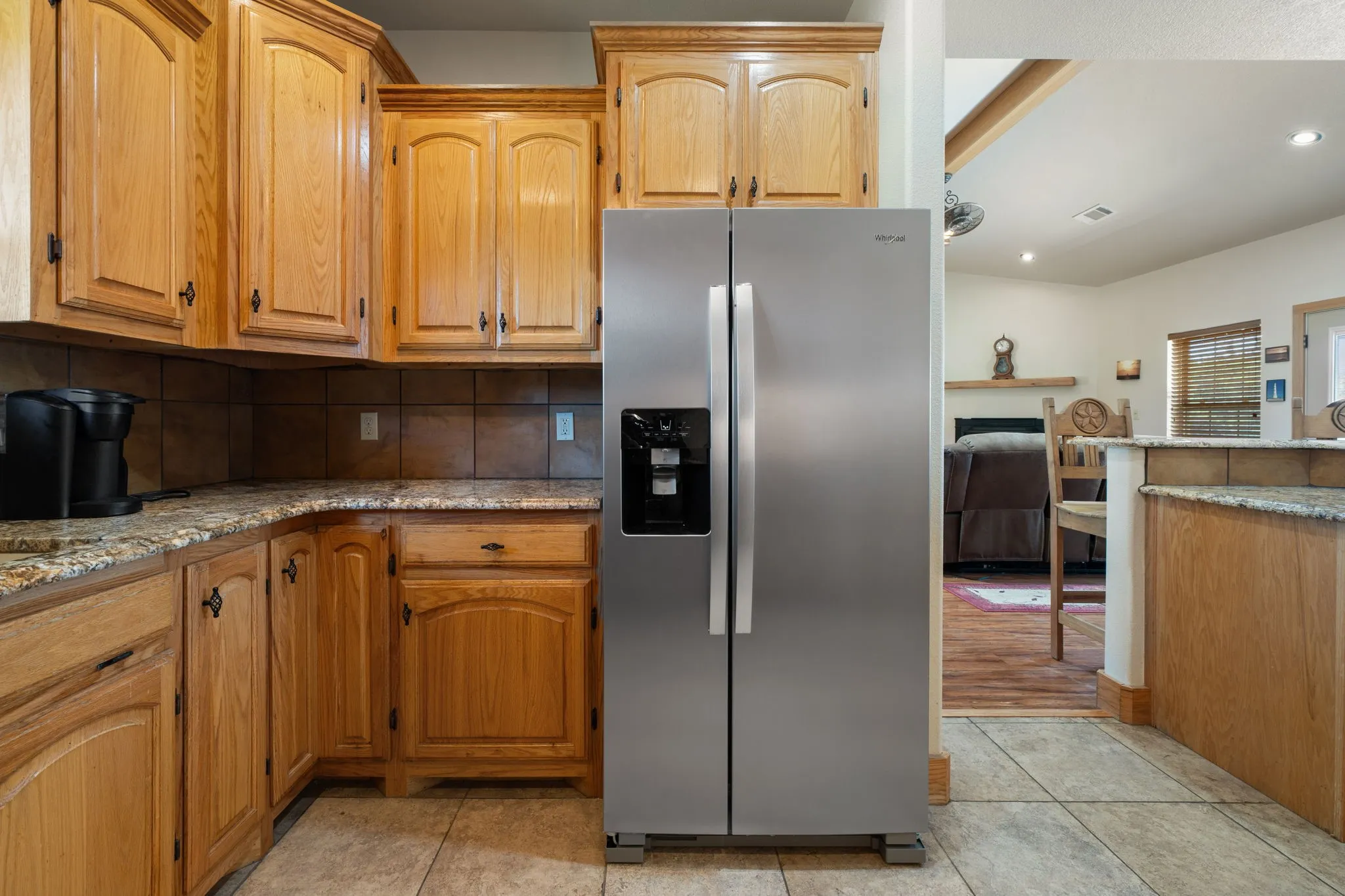 Farm For Sale in Hunt County , 247 County Road 4519, Wolfe City, Texas 75496, 3 Bedroom, 3 Bathroom, 2 Garage spaces, 2,096 Sqft, built in 2012, mls#21328558, Real Estate Agent in Wolfe City, Homes For Sale in Hunt county, Homes For Sale in Wolfe City, Realtor in Wolfe City Texas, Real Estate Brokerage Independent Realty Texas, Luminita Cordes Realtor