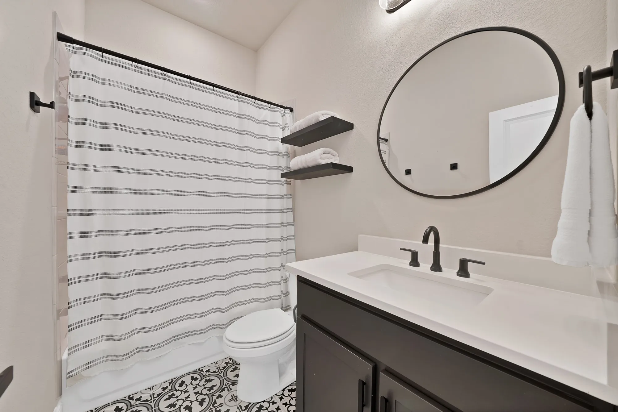 Single Family Residence For Sale in Parker County , 244 Harvard Lane, Springtown, Texas 76082, 4 Bedroom, 3 Bathroom, 3 Garage spaces, 2,500 Sqft, built in 2019, mls#21330757, Real Estate Agent in Springtown, Homes For Sale in Parker county, Homes For Sale in Springtown, Realtor in Springtown Texas, Real Estate Brokerage Independent Realty Texas, Luminita Cordes Realtor
