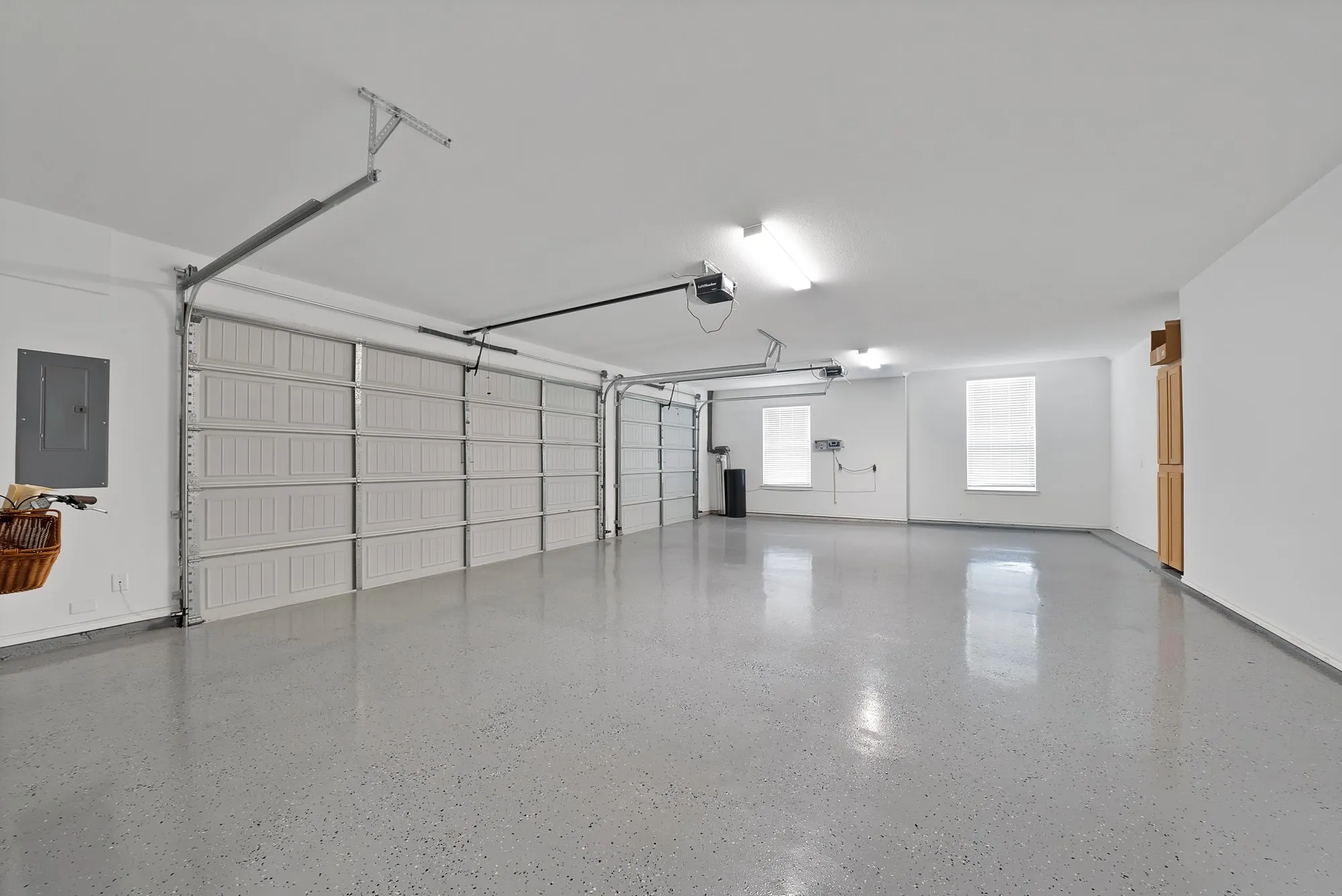 Single Family Residence For Sale in Parker County , 244 Harvard Lane, Springtown, Texas 76082, 4 Bedroom, 3 Bathroom, 3 Garage spaces, 2,500 Sqft, built in 2019, mls#21330757, Real Estate Agent in Springtown, Homes For Sale in Parker county, Homes For Sale in Springtown, Realtor in Springtown Texas, Real Estate Brokerage Independent Realty Texas, Luminita Cordes Realtor