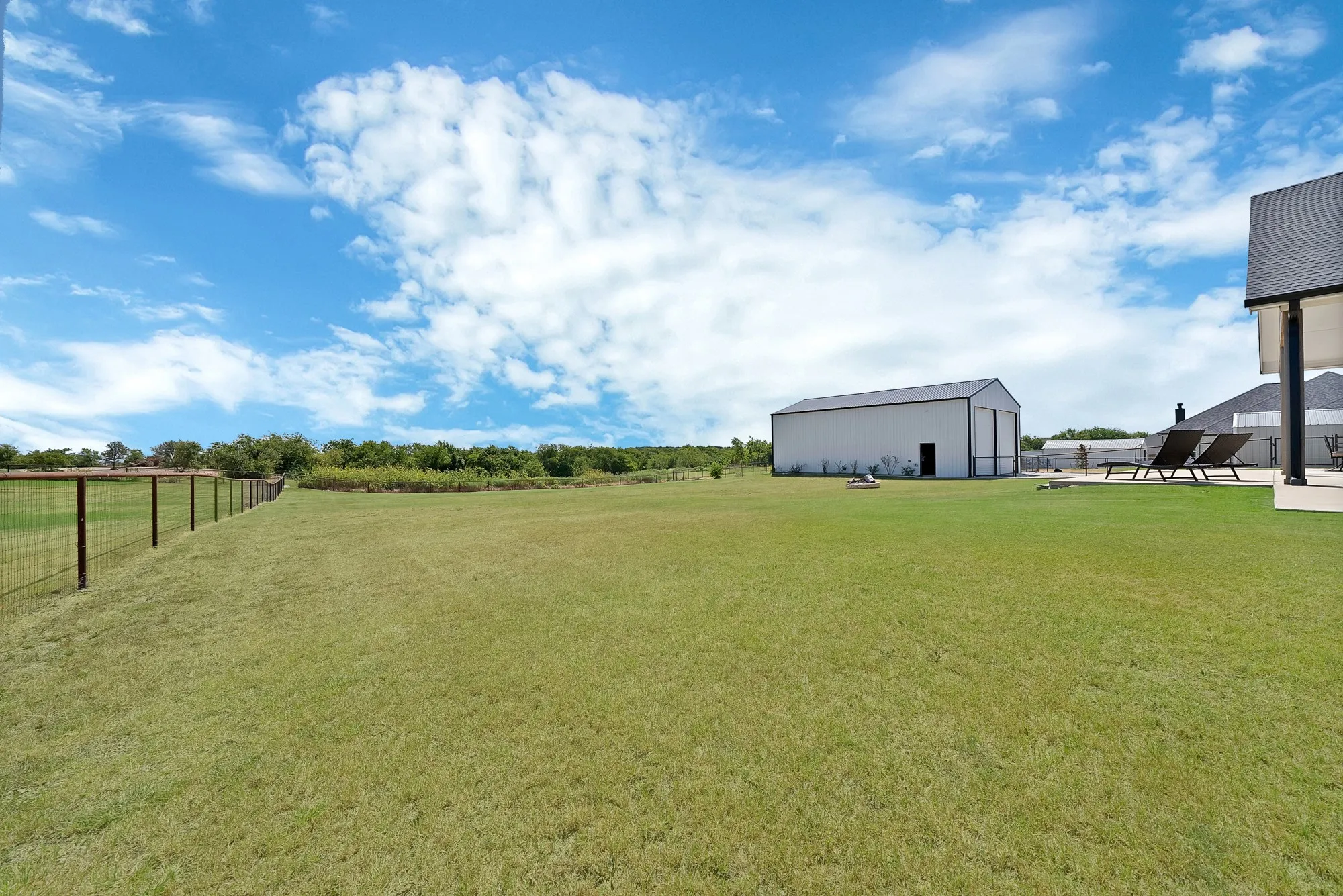 Single Family Residence For Sale in Parker County , 244 Harvard Lane, Springtown, Texas 76082, 4 Bedroom, 3 Bathroom, 3 Garage spaces, 2,500 Sqft, built in 2019, mls#21330757, Real Estate Agent in Springtown, Homes For Sale in Parker county, Homes For Sale in Springtown, Realtor in Springtown Texas, Real Estate Brokerage Independent Realty Texas, Luminita Cordes Realtor