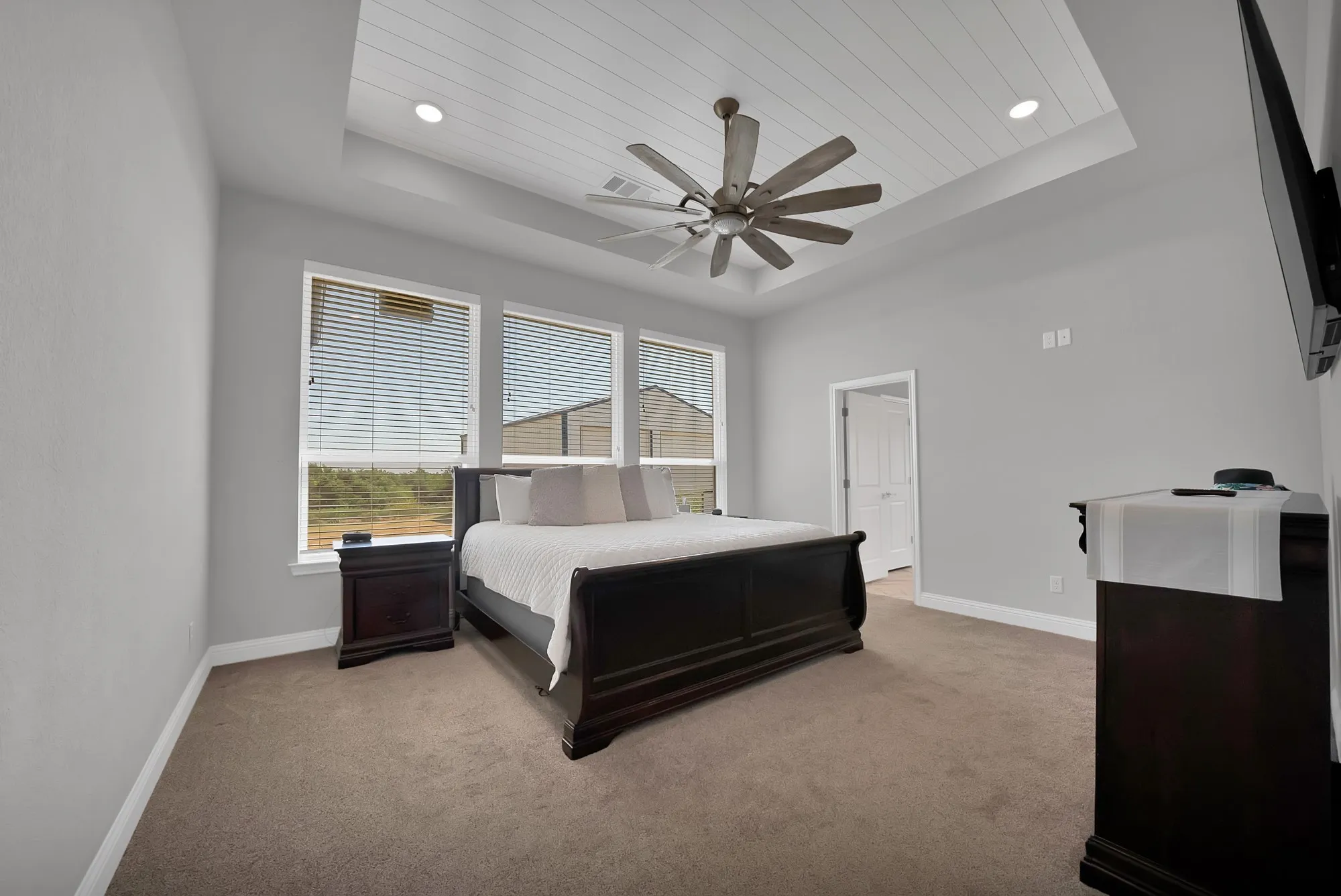 Single Family Residence For Sale in Parker County , 244 Harvard Lane, Springtown, Texas 76082, 4 Bedroom, 3 Bathroom, 3 Garage spaces, 2,500 Sqft, built in 2019, mls#21330757, Real Estate Agent in Springtown, Homes For Sale in Parker county, Homes For Sale in Springtown, Realtor in Springtown Texas, Real Estate Brokerage Independent Realty Texas, Luminita Cordes Realtor
