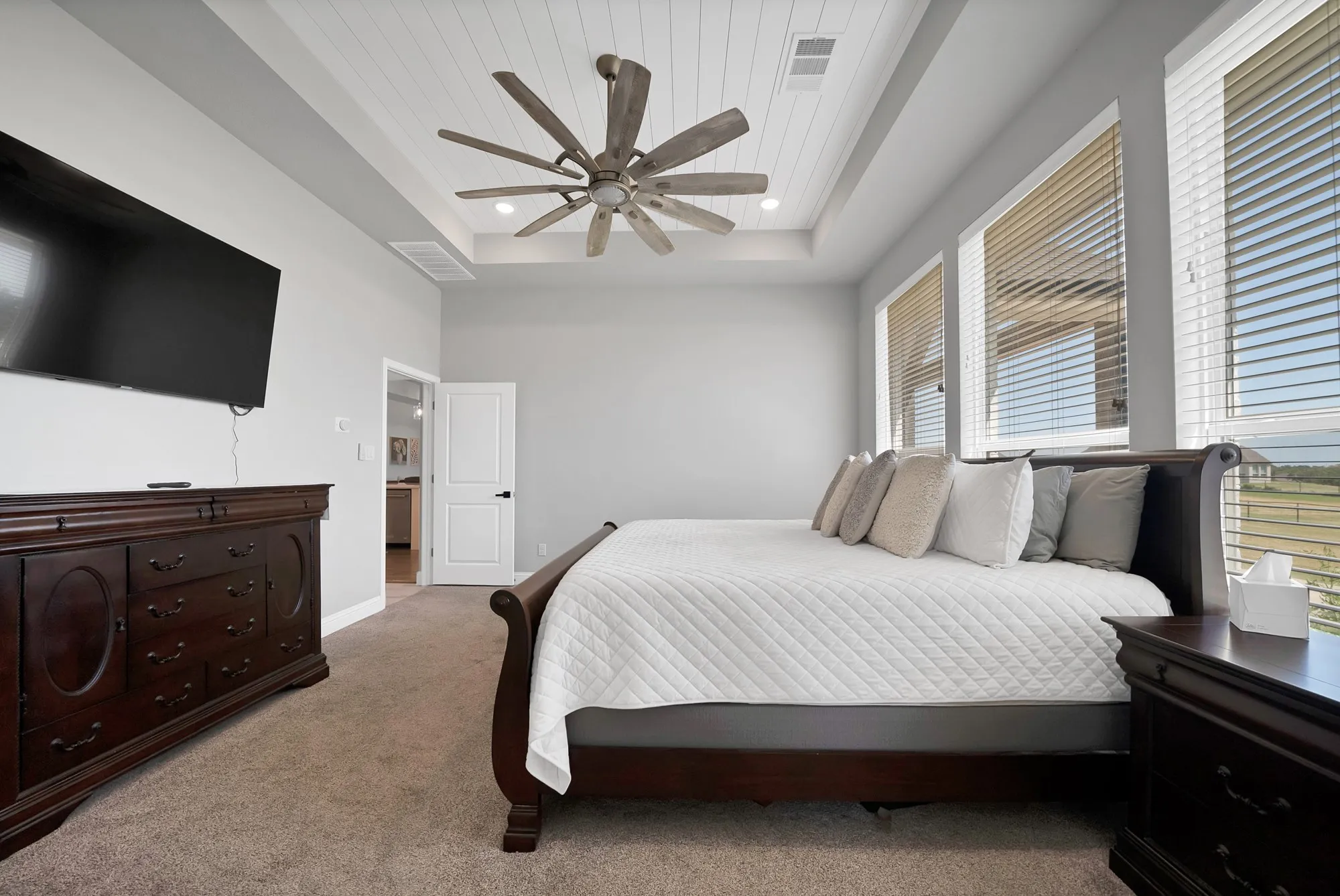 Single Family Residence For Sale in Parker County , 244 Harvard Lane, Springtown, Texas 76082, 4 Bedroom, 3 Bathroom, 3 Garage spaces, 2,500 Sqft, built in 2019, mls#21330757, Real Estate Agent in Springtown, Homes For Sale in Parker county, Homes For Sale in Springtown, Realtor in Springtown Texas, Real Estate Brokerage Independent Realty Texas, Luminita Cordes Realtor