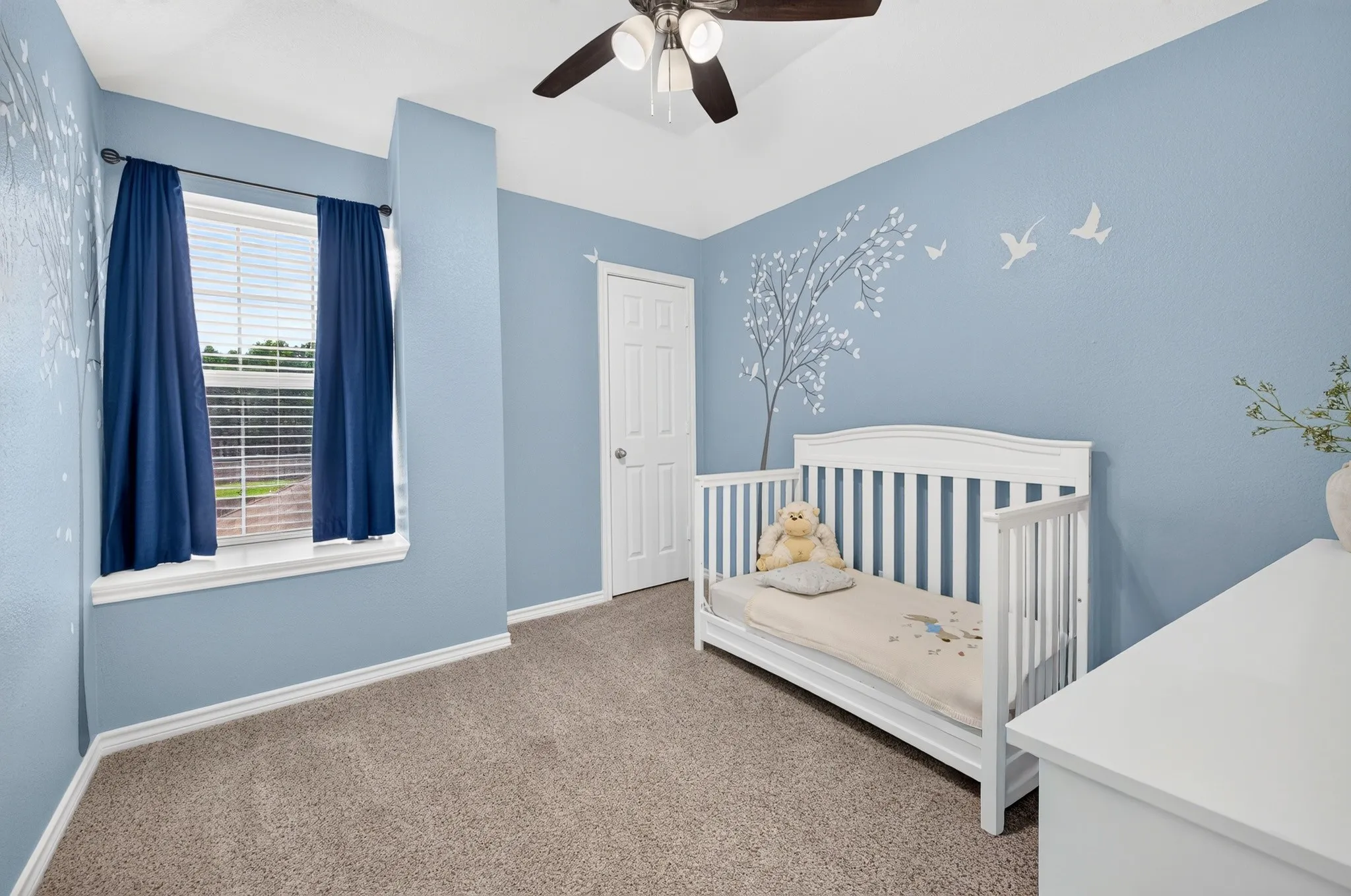 Single Family Residence For Sale in Dallas County , 2724 Winterlake Drive, Carrollton, Texas 75006, 4 Bedroom, 3 Bathroom, 2 Garage spaces, 2,195 Sqft, built in 1993, mls#21324914, Real Estate Agent in Carrollton, Homes For Sale in Dallas county, Homes For Sale in Carrollton, Realtor in Carrollton Texas, Real Estate Brokerage Independent Realty Texas, Luminita Cordes Realtor