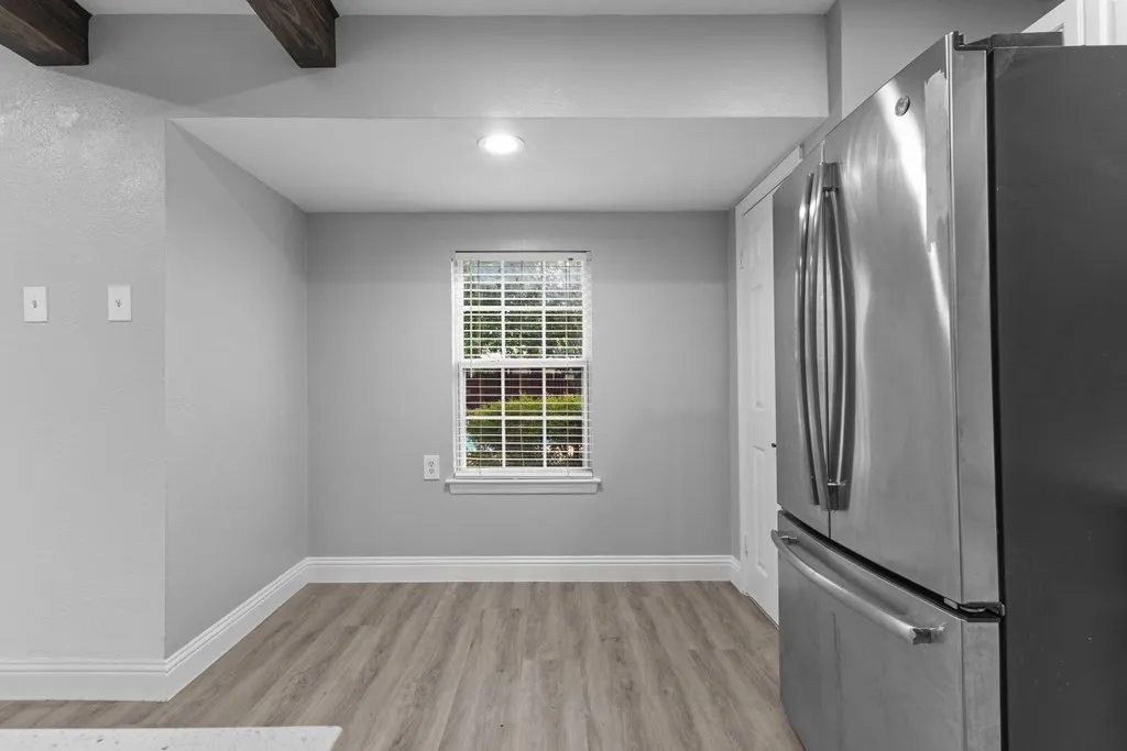 Single Family Residence For Sale in Dallas County , 2529 Syracuse Drive, Irving, Texas 75062, 4 Bedroom, 2 Bathroom, Garage spaces, 1,455 Sqft, built in 1963, mls#21330808, Real Estate Agent in Irving, Homes For Sale in Dallas county, Homes For Sale in Irving, Realtor in Irving Texas, Real Estate Brokerage Independent Realty Texas, Luminita Cordes Realtor