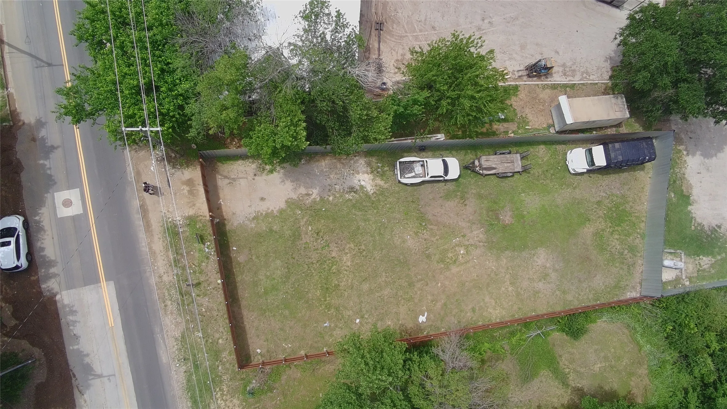 Improved Land For Sale in Tarrant County , 5820 Parker Henderson Road, Fort Worth, Texas 76119, 0, 0, Garage spaces, 0 Sqft, built in 1951, Price $120,000, mls#21317867, Real Estate Agent in Fort Worth, Homes For Sale in Tarrant county, Homes For Sale in Fort Worth, Realtor in Fort Worth Texas, Real Estate Brokerage Independent Realty Texas, Luminita Cordes Realtor