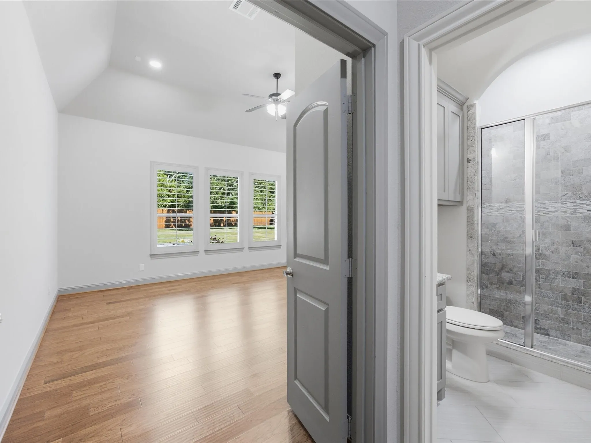 Single Family Residence For Sale in Wise County , 1508 Hidden Springs Road, Decatur, Texas 76234, 3 Bedroom, 3 Bathroom, 3 Garage spaces, 3,505 Sqft, built in 2015, mls#21329633, Real Estate Agent in Decatur, Homes For Sale in Wise county, Homes For Sale in Decatur, Realtor in Decatur Texas, Real Estate Brokerage Independent Realty Texas, Luminita Cordes Realtor