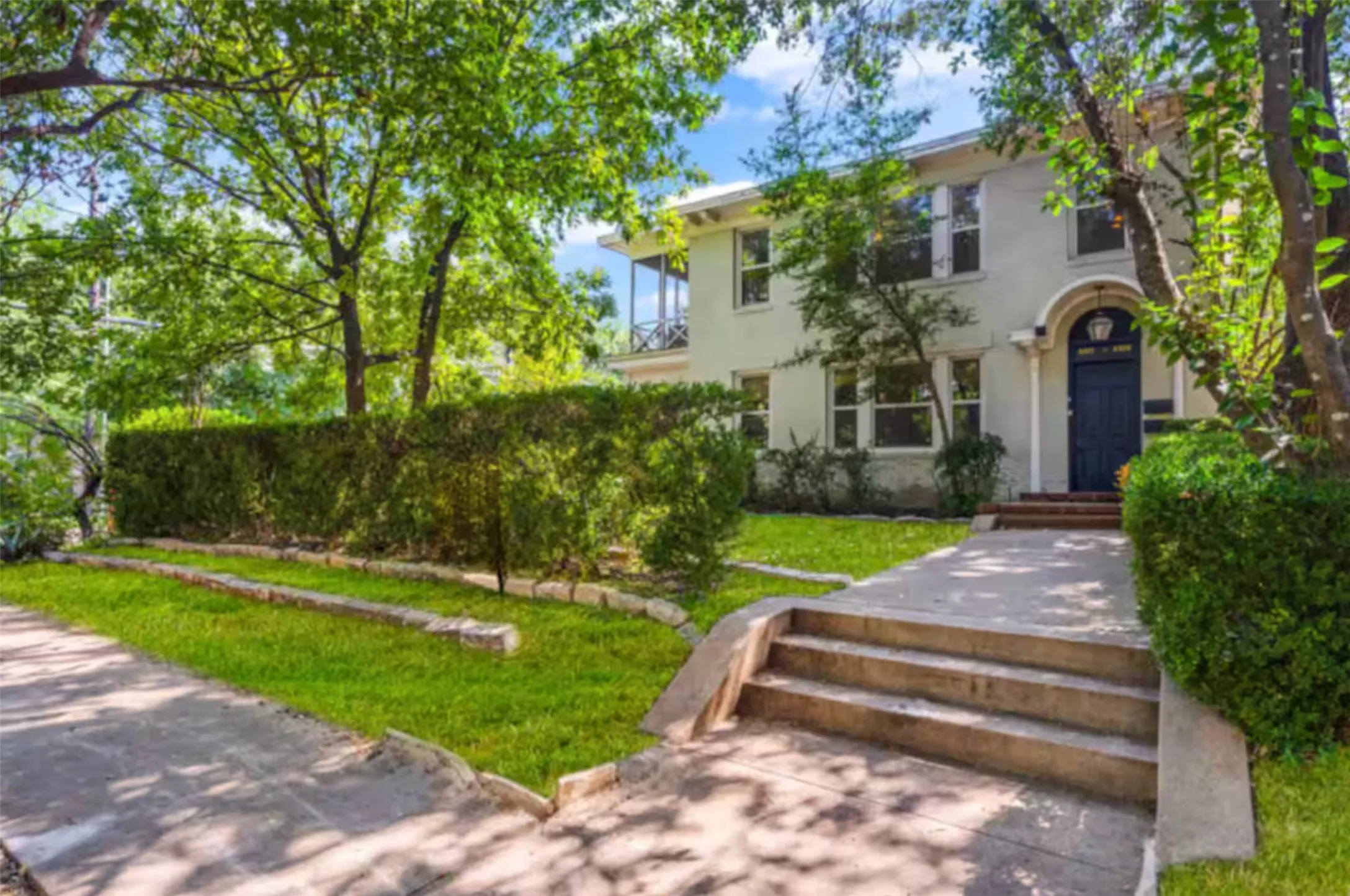 Single Family Residence For Rent in Dallas County , 4303 Vandelia Street, Dallas, Texas 75219, 3 Bedroom, 2 Bathroom, 2 Garage spaces, 1,864 Sqft, built in 1924, mls#21330532, Real Estate Agent in Dallas, Homes For Rent in Dallas county, Homes For Rent in Dallas, Realtor in Dallas Texas, Real Estate Brokerage Independent Realty Texas, Luminita Cordes Realtor