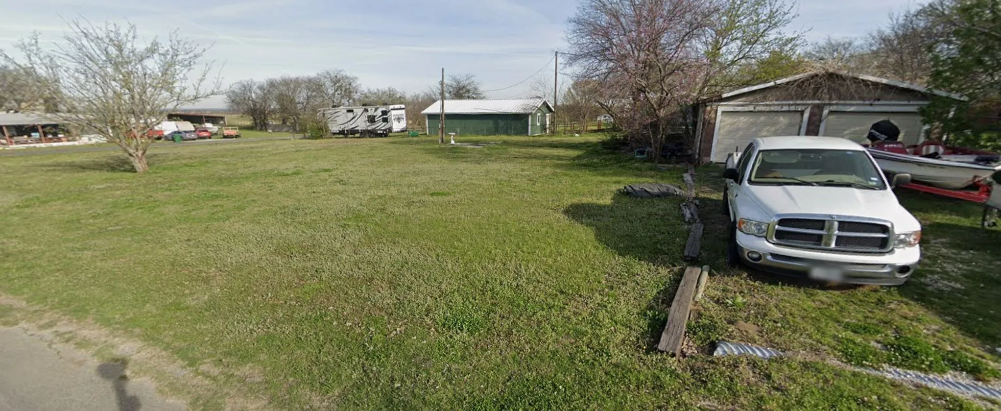 Improved Land For Sale in Grayson County , 501 Dusty Lane, Southmayd, Texas 75092, 0, 0, Garage spaces, 0 Sqft, built in 0, Price $70,000, mls#21330274, Real Estate Agent in Southmayd, Homes For Sale in Grayson county, Homes For Sale in Southmayd, Realtor in Southmayd Texas, Real Estate Brokerage Independent Realty Texas, Luminita Cordes Realtor