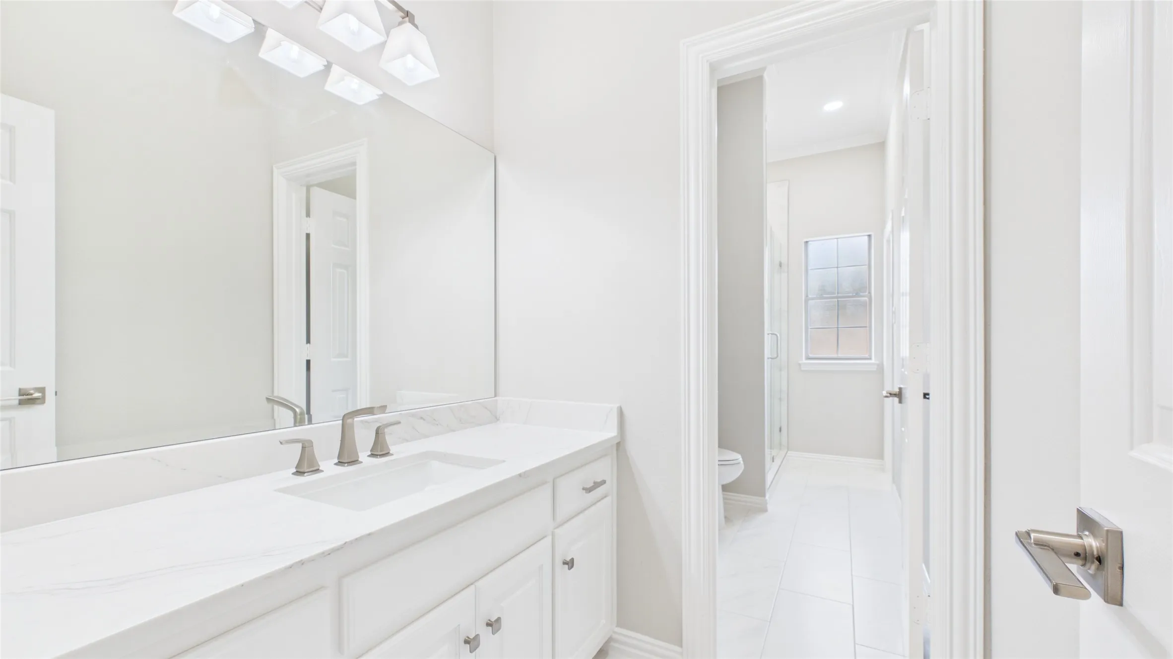 Single Family Residence For Sale in Collin County , 7005 Wellington Point Road, Mc Kinney, Texas 75072, 5 Bedroom, 5 Bathroom, 3 Garage spaces, 4,593 Sqft, built in 1993, mls#21327736, Real Estate Agent in Mc Kinney, Homes For Sale in Collin county, Homes For Sale in Mc Kinney, Realtor in Mc Kinney Texas, Real Estate Brokerage Independent Realty Texas, Luminita Cordes Realtor
