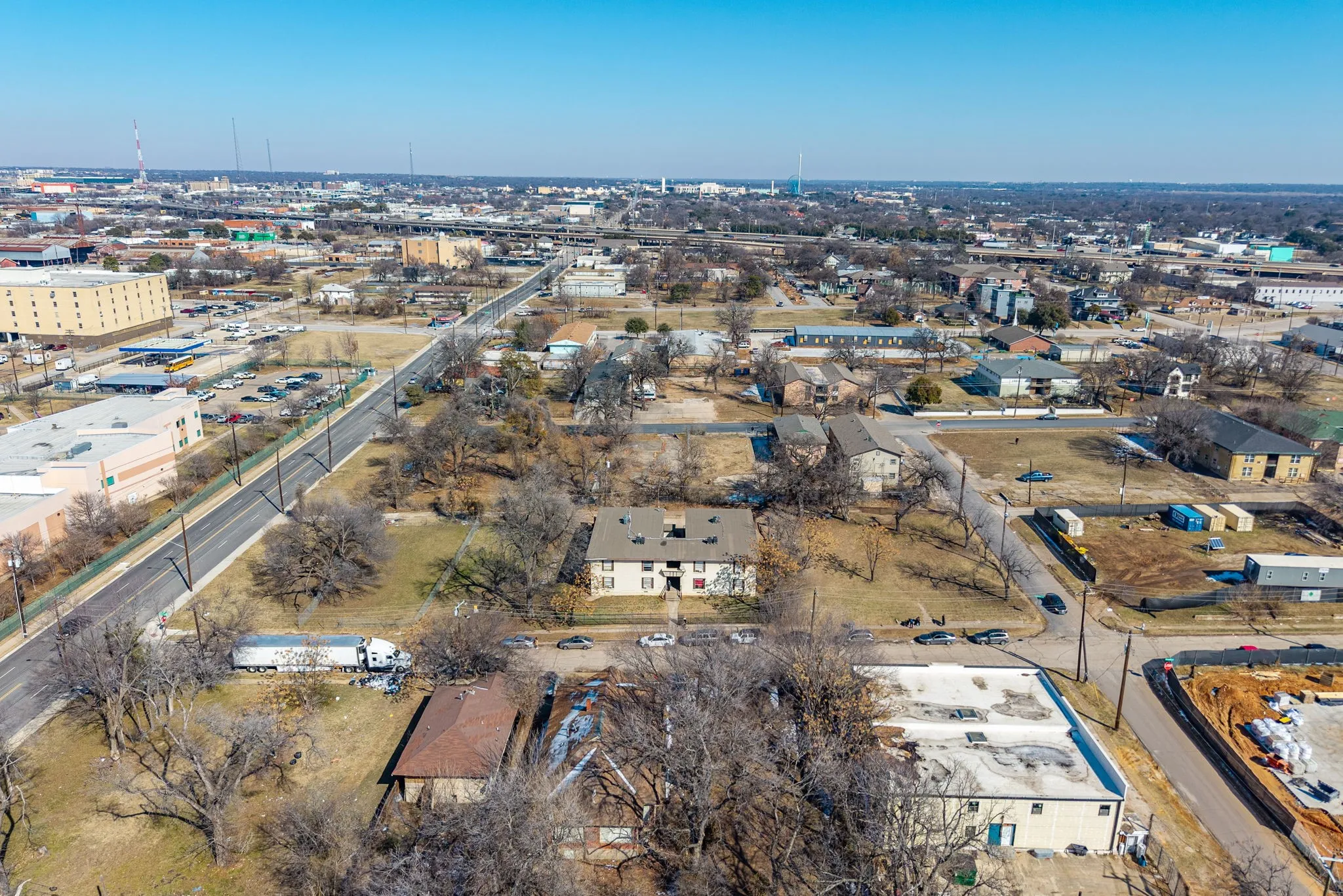 Apartment For Sale in Dallas County , 2718 Cleveland Street, Dallas, Texas 75215, 0, 0, Garage spaces, 0 Sqft, built in 1961, mls#21330836, Real Estate Agent in Dallas, Homes For Sale in Dallas county, Homes For Sale in Dallas, Realtor in Dallas Texas, Real Estate Brokerage Independent Realty Texas, Luminita Cordes Realtor