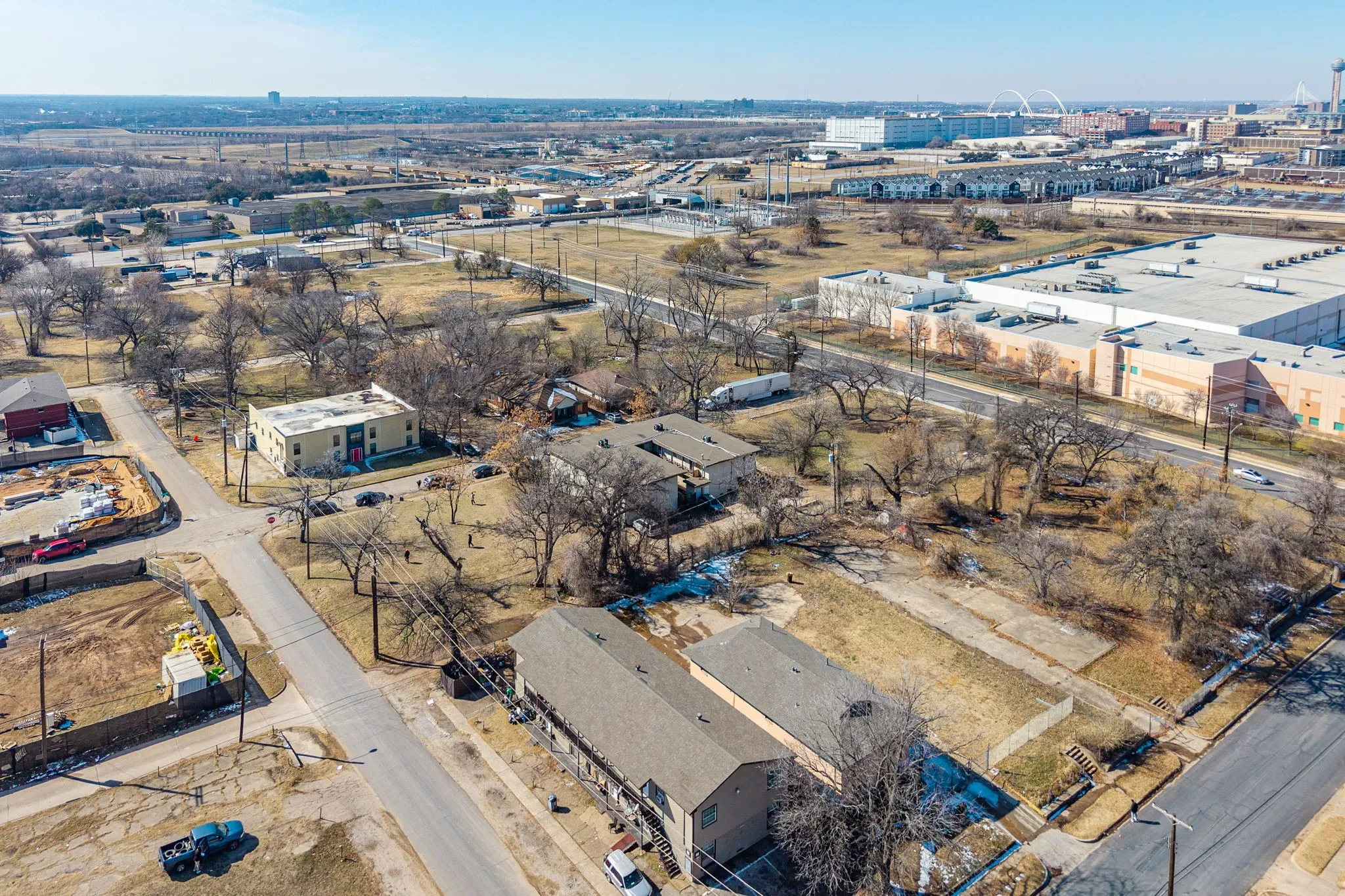 Apartment For Sale in Dallas County , 2718 Cleveland Street, Dallas, Texas 75215, 0, 0, Garage spaces, 0 Sqft, built in 1961, mls#21330836, Real Estate Agent in Dallas, Homes For Sale in Dallas county, Homes For Sale in Dallas, Realtor in Dallas Texas, Real Estate Brokerage Independent Realty Texas, Luminita Cordes Realtor
