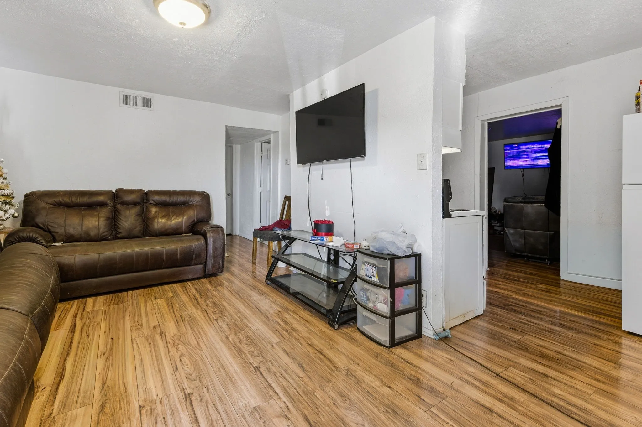Apartment For Sale in Dallas County , 2718 Cleveland Street, Dallas, Texas 75215, 0, 0, Garage spaces, 0 Sqft, built in 1961, mls#21330836, Real Estate Agent in Dallas, Homes For Sale in Dallas county, Homes For Sale in Dallas, Realtor in Dallas Texas, Real Estate Brokerage Independent Realty Texas, Luminita Cordes Realtor