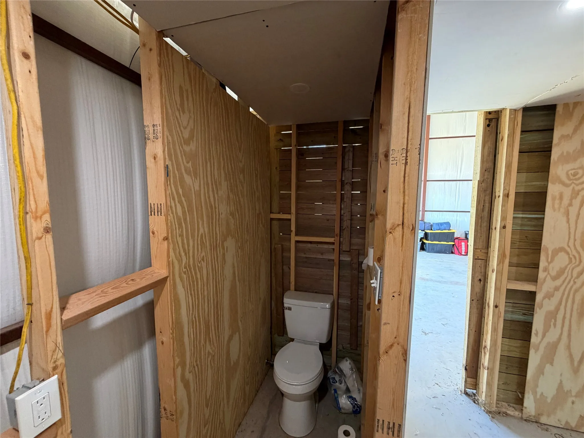Improved Land For Sale in Johnson County , 1065 Augustus Court, Rio Vista, Texas 76093, 0, 0, Garage spaces, 0 Sqft, built in 2022, mls#21330834, Real Estate Agent in Rio Vista, Homes For Sale in Johnson county, Homes For Sale in Rio Vista, Realtor in Rio Vista Texas, Real Estate Brokerage Independent Realty Texas, Luminita Cordes Realtor