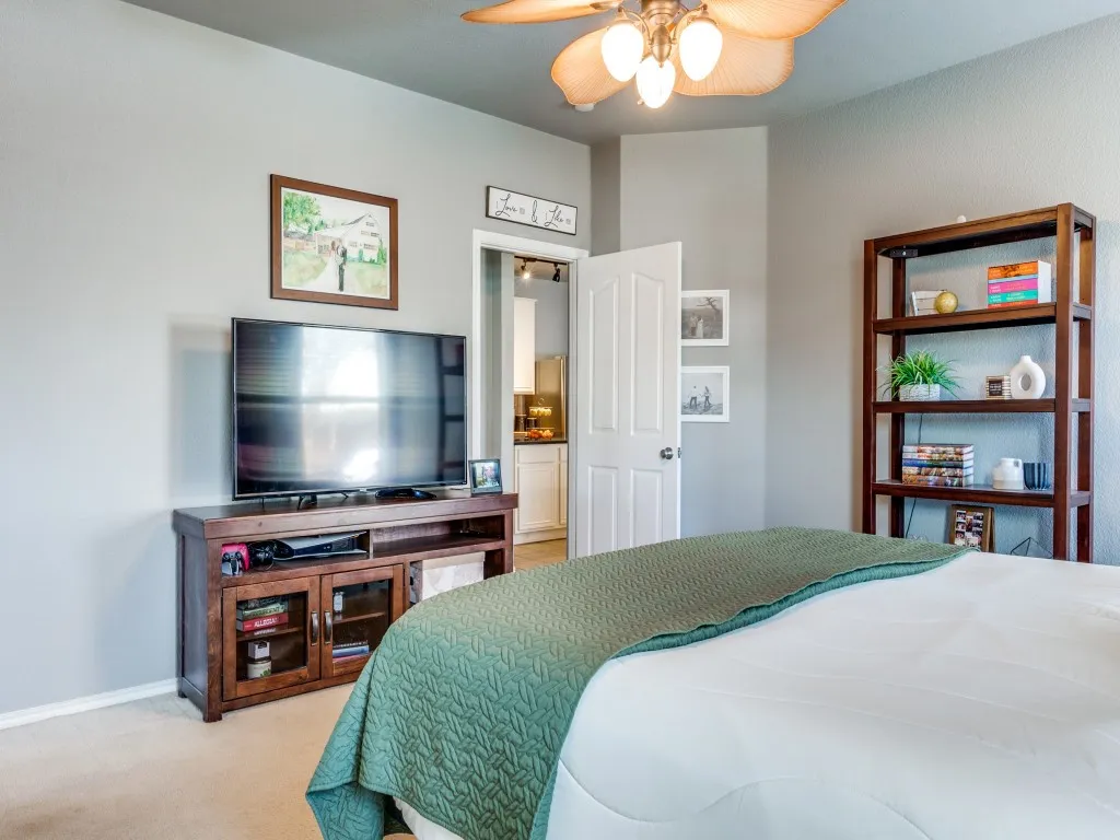 Single Family Residence For Sale in Denton County , 3532 Crisoforo Drive, Denton, Texas 76207, 4 Bedroom, 2 Bathroom, 2 Garage spaces, 1,917 Sqft, built in 2004, mls#21330586, Real Estate Agent in Denton, Homes For Sale in Denton county, Homes For Sale in Denton, Realtor in Denton Texas, Real Estate Brokerage Independent Realty Texas, Luminita Cordes Realtor