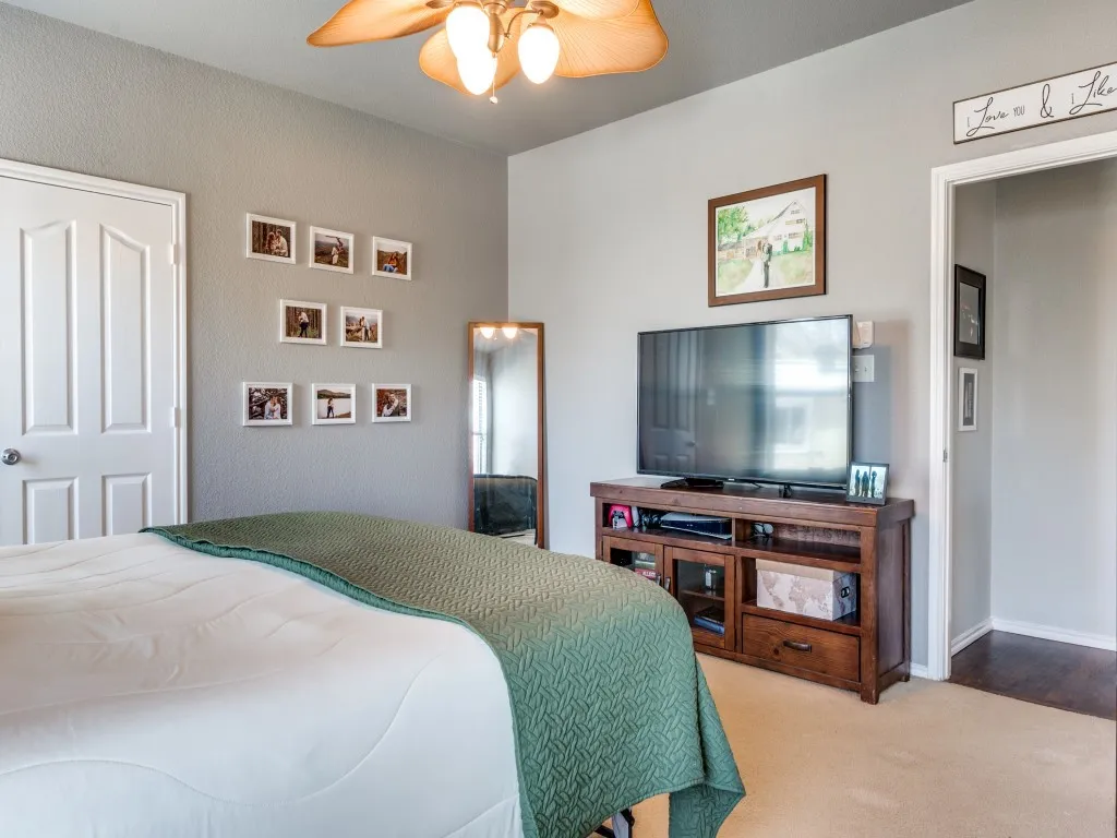 Single Family Residence For Sale in Denton County , 3532 Crisoforo Drive, Denton, Texas 76207, 4 Bedroom, 2 Bathroom, 2 Garage spaces, 1,917 Sqft, built in 2004, mls#21330586, Real Estate Agent in Denton, Homes For Sale in Denton county, Homes For Sale in Denton, Realtor in Denton Texas, Real Estate Brokerage Independent Realty Texas, Luminita Cordes Realtor