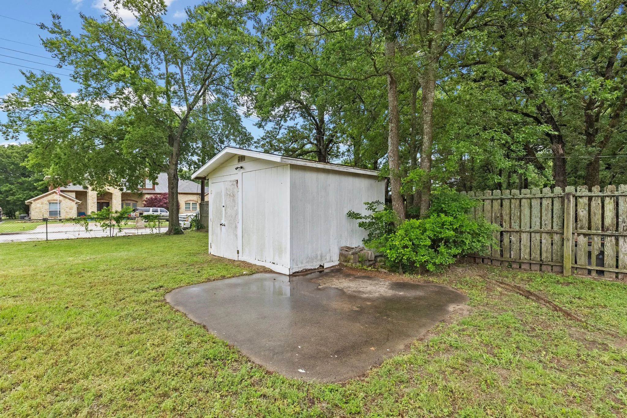 Single Family Residence For Rent in Hunt County , 3 Timberside Drive, Greenville, Texas 75402, 3 Bedroom, 2 Bathroom, 2 Garage spaces, 1,776 Sqft, built in 1966, mls#21330845, Real Estate Agent in Greenville, Homes For Rent in Hunt county, Homes For Rent in Greenville, Realtor in Greenville Texas, Real Estate Brokerage Independent Realty Texas, Luminita Cordes Realtor