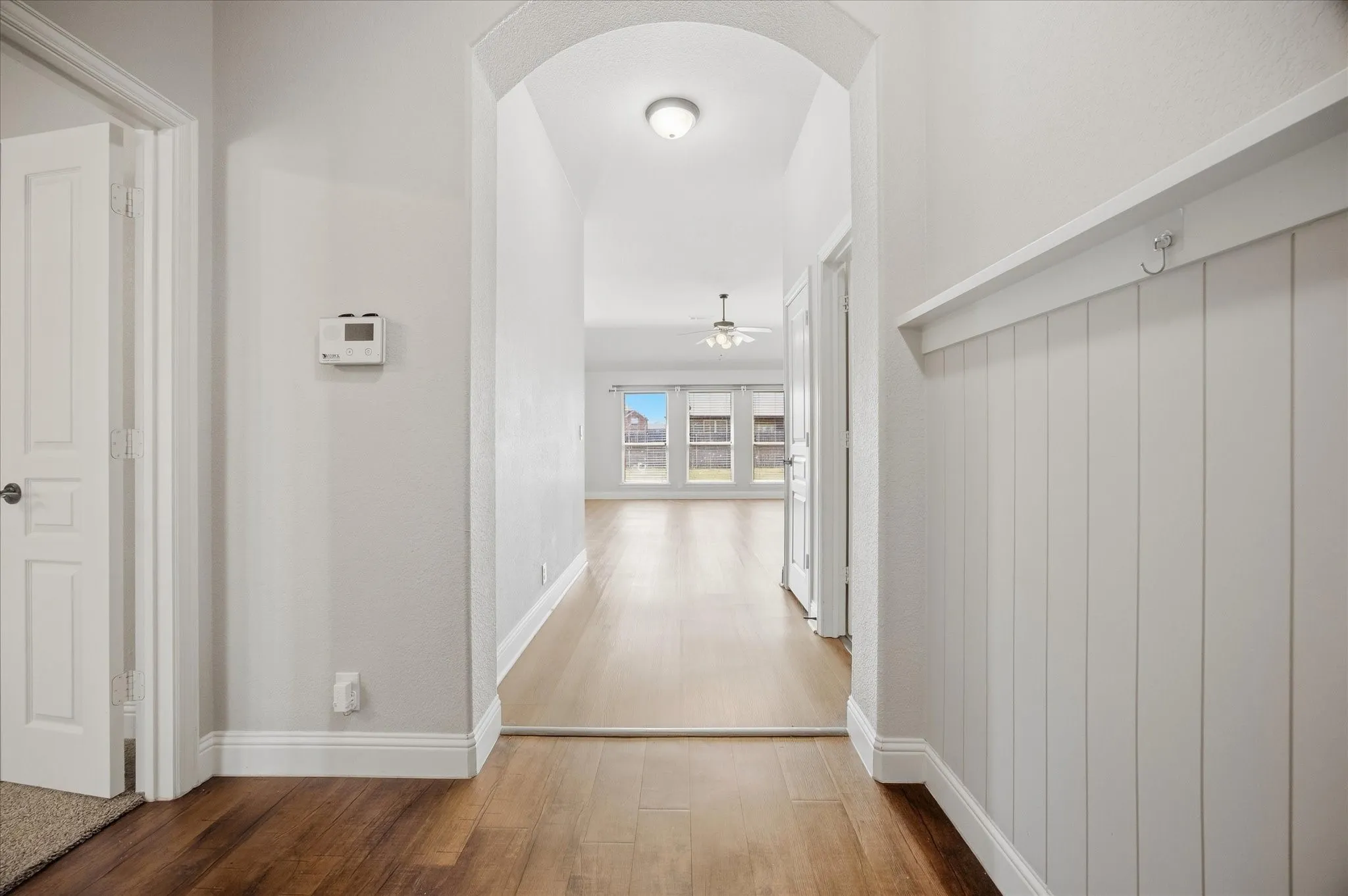 Single Family Residence For Rent in Kaufman County , 3011 Winecup Court, Heartland, Texas 75126, 3 Bedroom, 2 Bathroom, 2 Garage spaces, 1,506 Sqft, built in 2016, mls#21330853, Real Estate Agent in Heartland, Homes For Rent in Kaufman county, Homes For Rent in Heartland, Realtor in Heartland Texas, Real Estate Brokerage Independent Realty Texas, Luminita Cordes Realtor