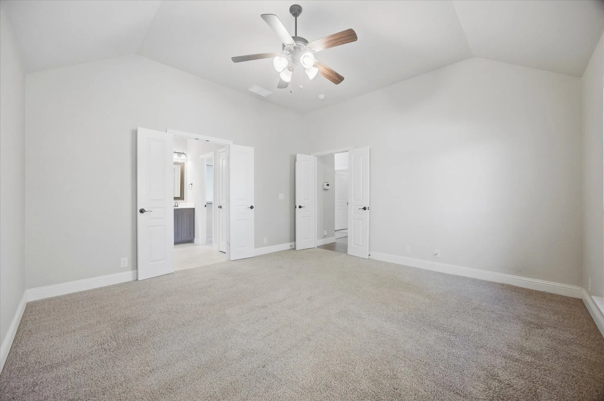 Single Family Residence For Rent in Kaufman County , 3011 Winecup Court, Heartland, Texas 75126, 3 Bedroom, 2 Bathroom, 2 Garage spaces, 1,506 Sqft, built in 2016, mls#21330853, Real Estate Agent in Heartland, Homes For Rent in Kaufman county, Homes For Rent in Heartland, Realtor in Heartland Texas, Real Estate Brokerage Independent Realty Texas, Luminita Cordes Realtor