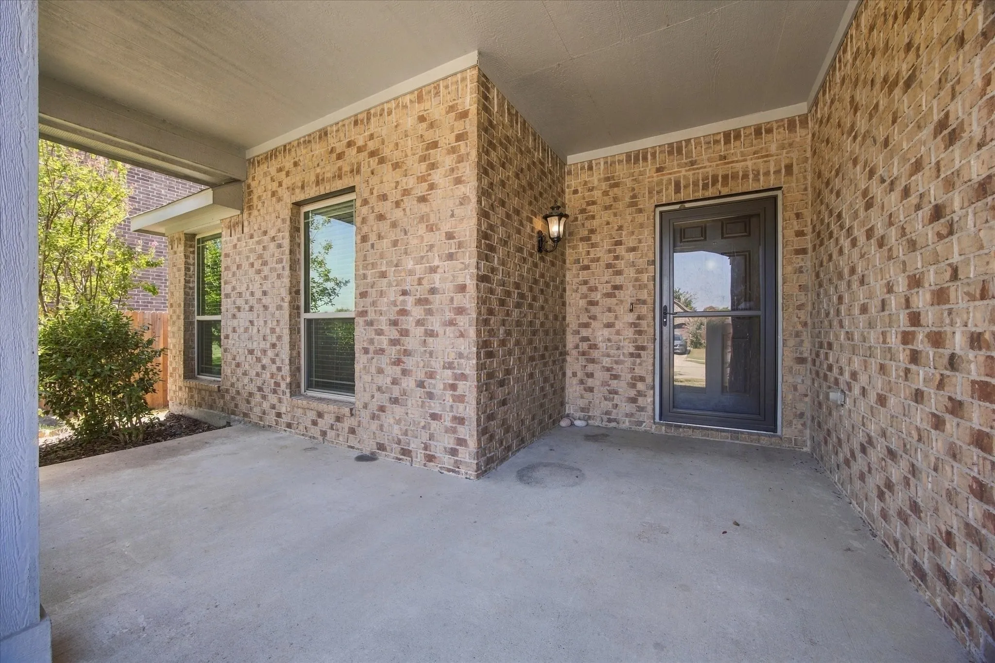 Single Family Residence For Rent in Kaufman County , 3011 Winecup Court, Heartland, Texas 75126, 3 Bedroom, 2 Bathroom, 2 Garage spaces, 1,506 Sqft, built in 2016, mls#21330853, Real Estate Agent in Heartland, Homes For Rent in Kaufman county, Homes For Rent in Heartland, Realtor in Heartland Texas, Real Estate Brokerage Independent Realty Texas, Luminita Cordes Realtor