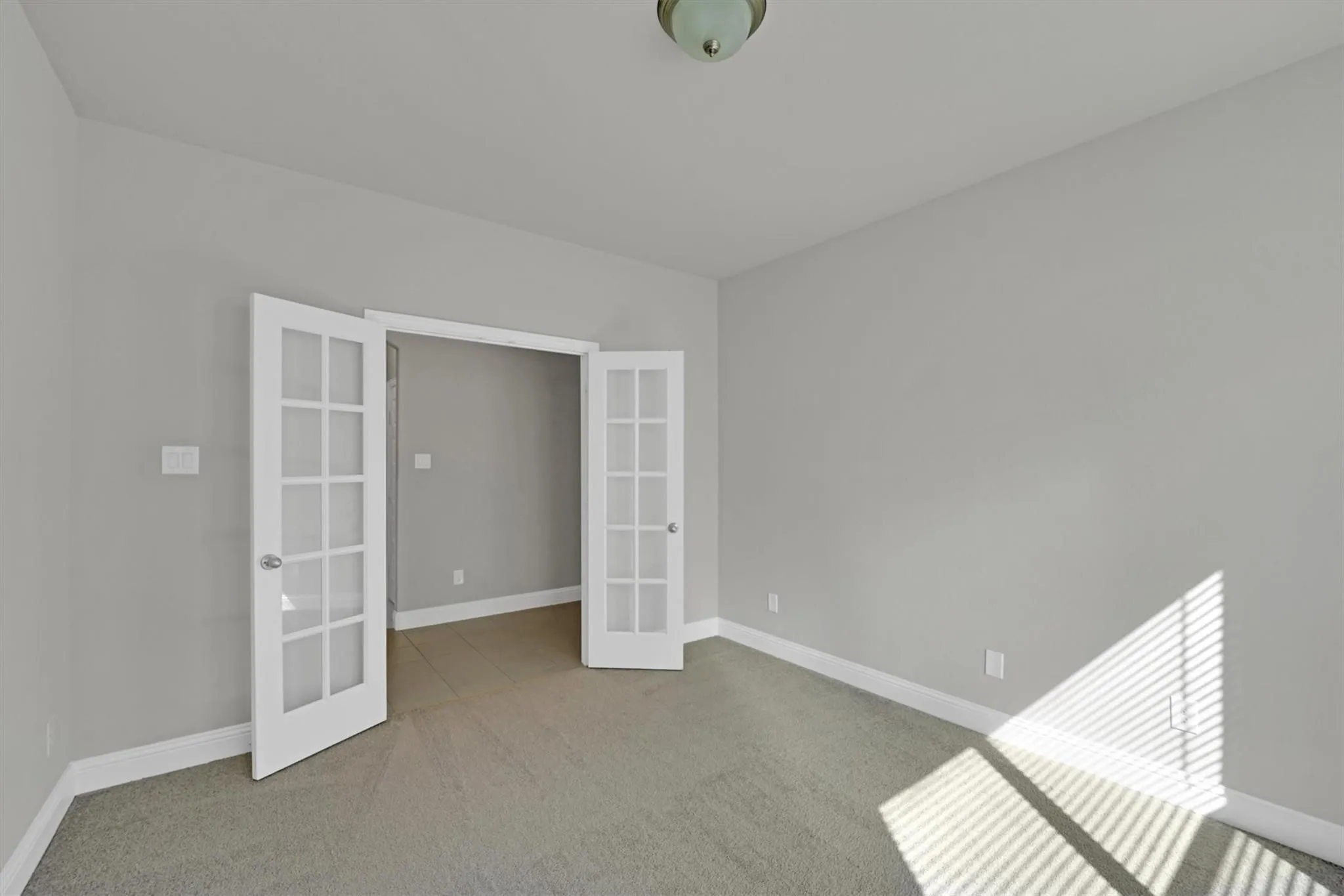 Single Family Residence For Rent in Tarrant County , 6401 Longhorn Herd Lane, Fort Worth, Texas 76123, 3 Bedroom, 3 Bathroom, 2 Garage spaces, 2,370 Sqft, built in 2019, mls#21330852, Real Estate Agent in Fort Worth, Homes For Rent in Tarrant county, Homes For Rent in Fort Worth, Realtor in Fort Worth Texas, Real Estate Brokerage Independent Realty Texas, Luminita Cordes Realtor