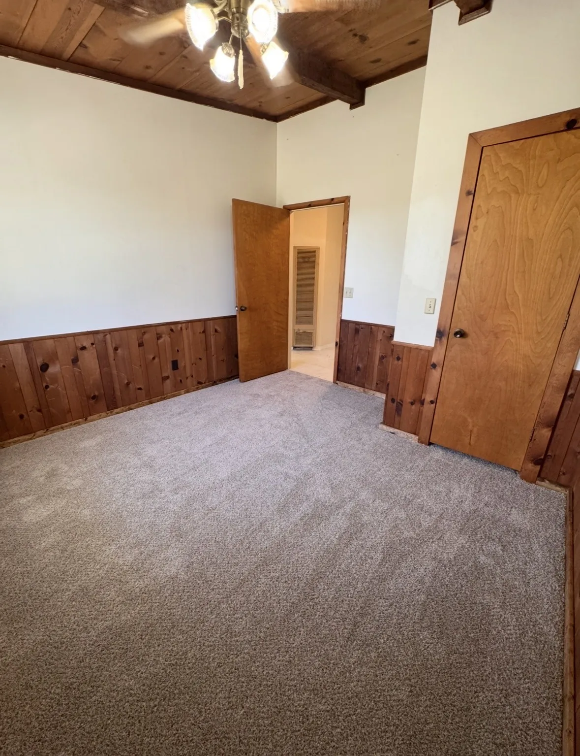 Single Family Residence For Rent in Comanche County , 1391 County Road 232, Gustine, Texas 76455, 3 Bedroom, 2 Bathroom, Garage spaces, 1,535 Sqft, built in 1987, mls#21330856, Real Estate Agent in Gustine, Homes For Rent in Comanche county, Homes For Rent in Gustine, Realtor in Gustine Texas, Real Estate Brokerage Independent Realty Texas, Luminita Cordes Realtor