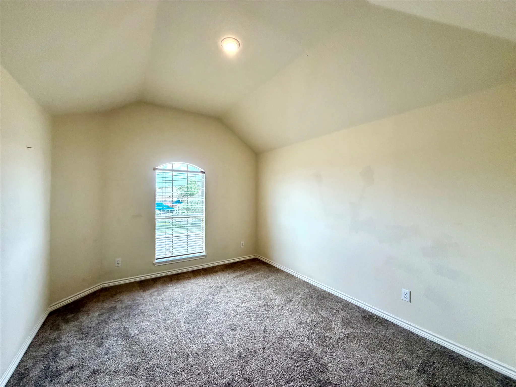 Single Family Residence For Rent in Collin County , 7204 Crane Drive, Sachse, Texas 75048, 7 Bedroom, 4 Bathroom, 2 Garage spaces, 3,824 Sqft, built in 2005, mls#21329740, Real Estate Agent in Sachse, Homes For Rent in Collin county, Homes For Rent in Sachse, Realtor in Sachse Texas, Real Estate Brokerage Independent Realty Texas, Luminita Cordes Realtor