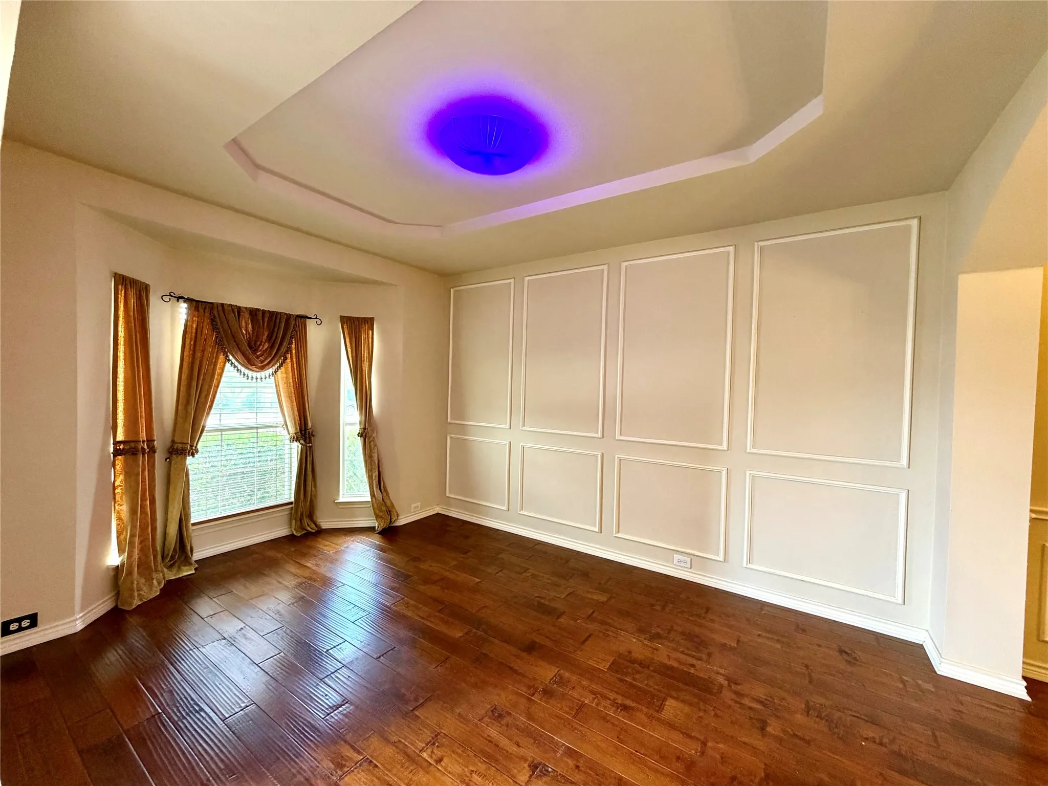 Single Family Residence For Rent in Collin County , 7204 Crane Drive, Sachse, Texas 75048, 7 Bedroom, 4 Bathroom, 2 Garage spaces, 3,824 Sqft, built in 2005, mls#21329740, Real Estate Agent in Sachse, Homes For Rent in Collin county, Homes For Rent in Sachse, Realtor in Sachse Texas, Real Estate Brokerage Independent Realty Texas, Luminita Cordes Realtor