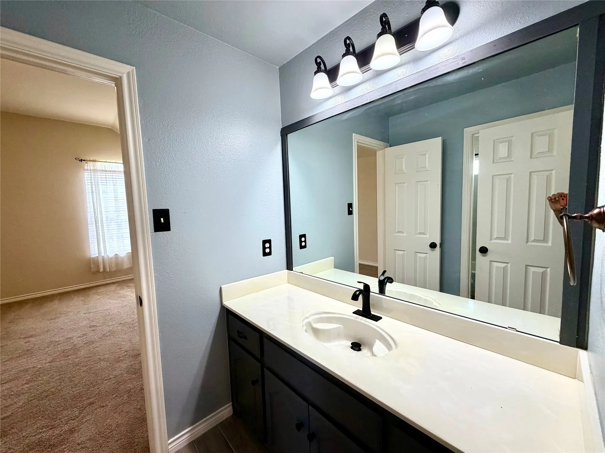 Single Family Residence For Rent in Collin County , 7204 Crane Drive, Sachse, Texas 75048, 7 Bedroom, 4 Bathroom, 2 Garage spaces, 3,824 Sqft, built in 2005, mls#21329740, Real Estate Agent in Sachse, Homes For Rent in Collin county, Homes For Rent in Sachse, Realtor in Sachse Texas, Real Estate Brokerage Independent Realty Texas, Luminita Cordes Realtor