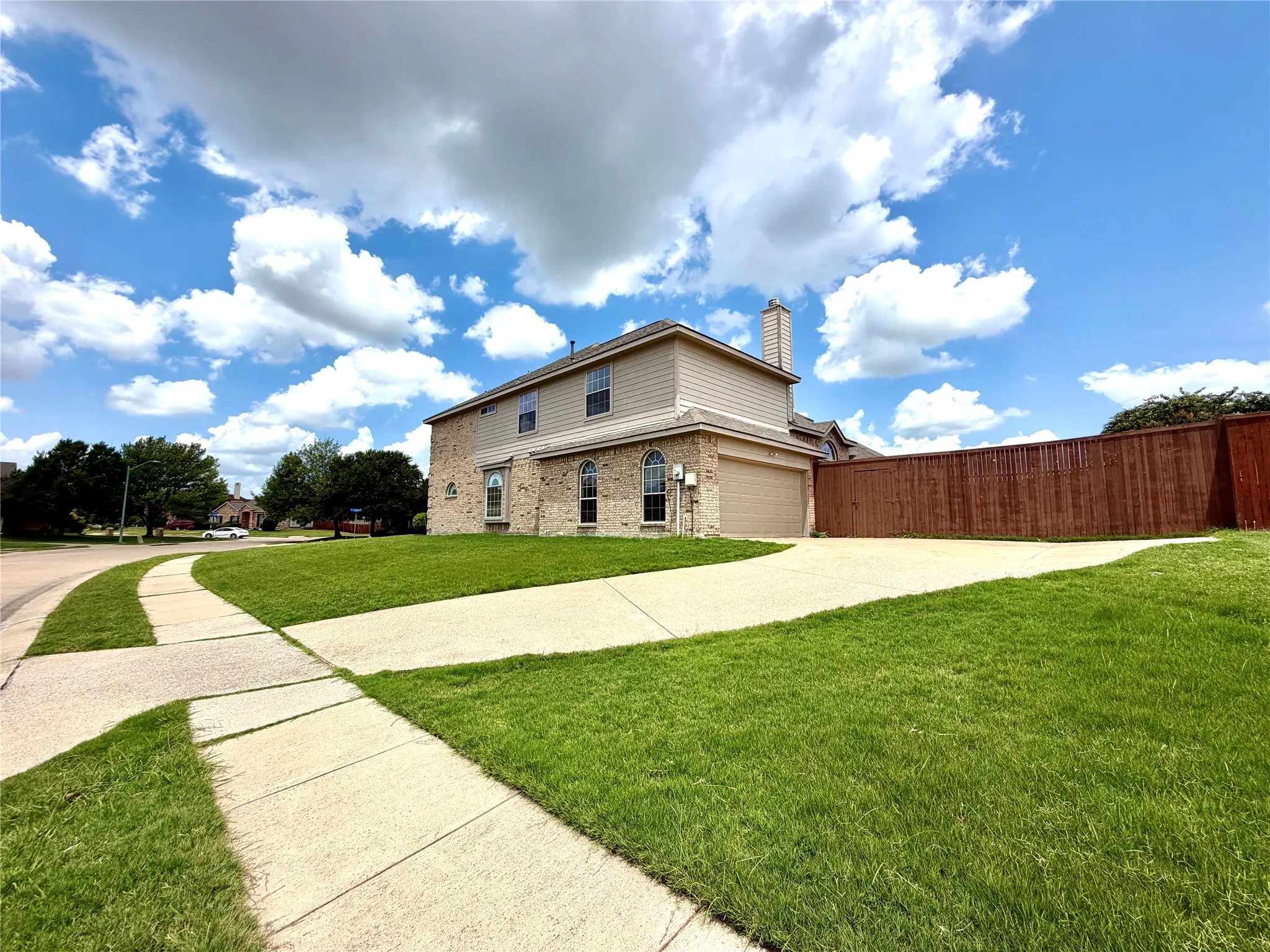 Single Family Residence For Rent in Collin County , 7204 Crane Drive, Sachse, Texas 75048, 7 Bedroom, 4 Bathroom, 2 Garage spaces, 3,824 Sqft, built in 2005, mls#21329740, Real Estate Agent in Sachse, Homes For Rent in Collin county, Homes For Rent in Sachse, Realtor in Sachse Texas, Real Estate Brokerage Independent Realty Texas, Luminita Cordes Realtor