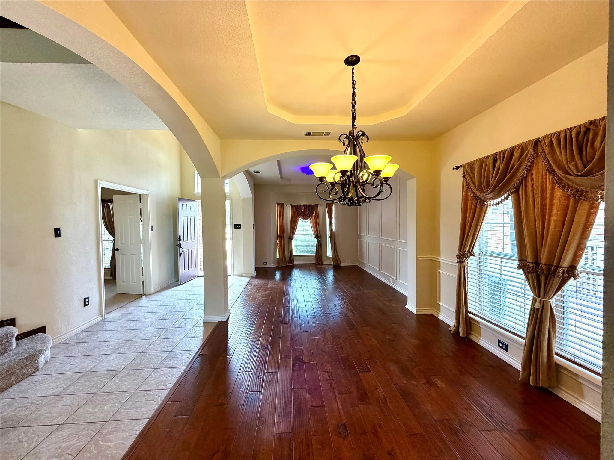 Single Family Residence For Rent in Collin County , 7204 Crane Drive, Sachse, Texas 75048, 7 Bedroom, 4 Bathroom, 2 Garage spaces, 3,824 Sqft, built in 2005, mls#21329740, Real Estate Agent in Sachse, Homes For Rent in Collin county, Homes For Rent in Sachse, Realtor in Sachse Texas, Real Estate Brokerage Independent Realty Texas, Luminita Cordes Realtor