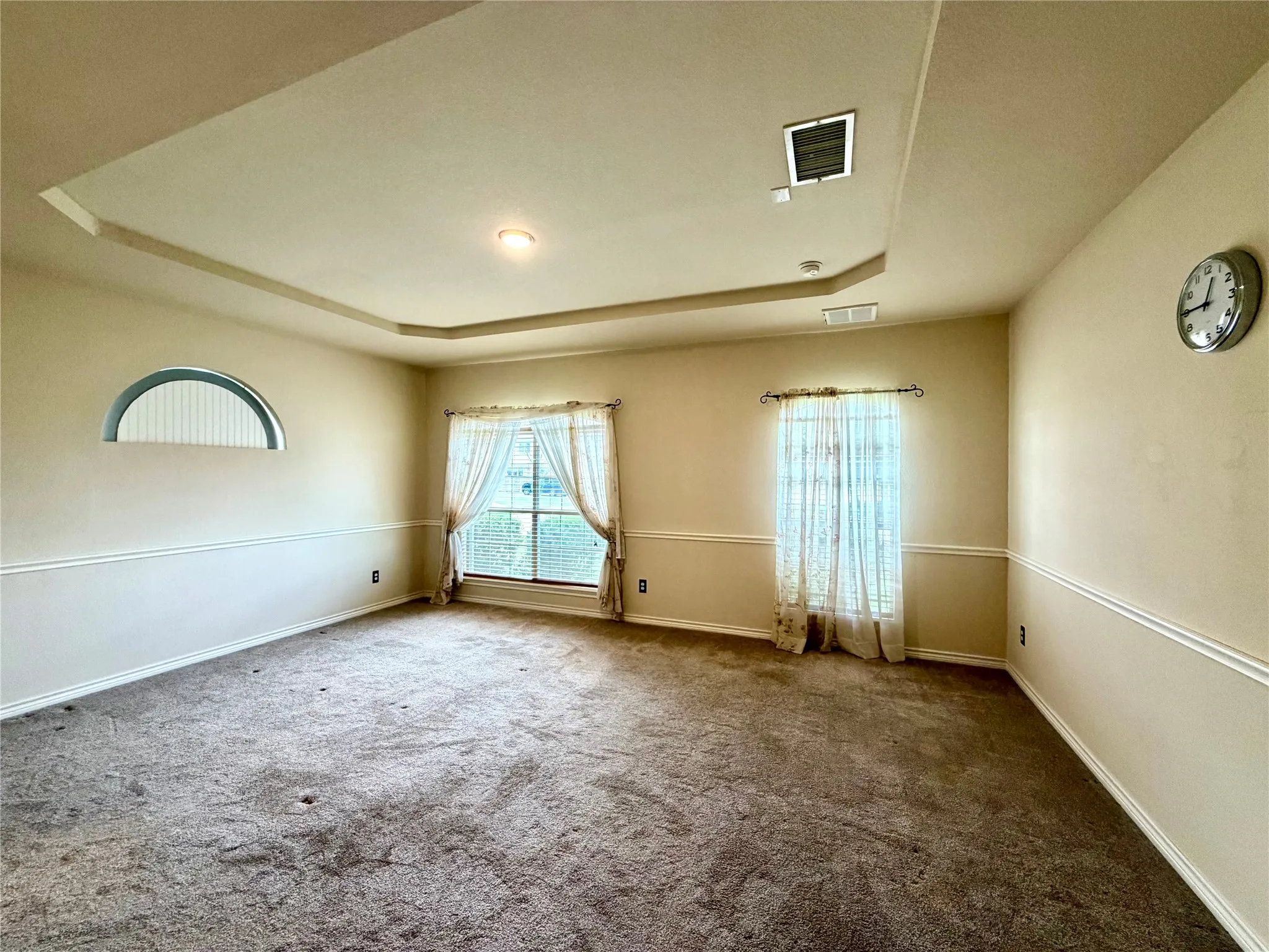 Single Family Residence For Rent in Collin County , 7204 Crane Drive, Sachse, Texas 75048, 7 Bedroom, 4 Bathroom, 2 Garage spaces, 3,824 Sqft, built in 2005, mls#21329740, Real Estate Agent in Sachse, Homes For Rent in Collin county, Homes For Rent in Sachse, Realtor in Sachse Texas, Real Estate Brokerage Independent Realty Texas, Luminita Cordes Realtor