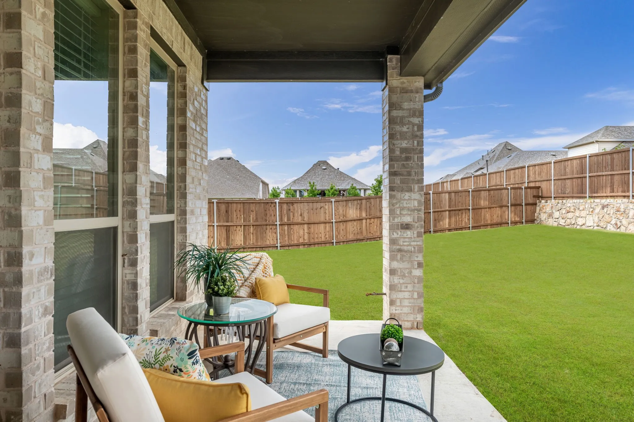 Single Family Residence For Sale in Denton County , 4516 Egret Point, Oak Point, Texas 75068, 5 Bedroom, 4 Bathroom, 2 Garage spaces, 3,177 Sqft, built in 2023, mls#21330860, Real Estate Agent in Oak Point, Homes For Sale in Denton county, Homes For Sale in Oak Point, Realtor in Oak Point Texas, Real Estate Brokerage Independent Realty Texas, Luminita Cordes Realtor
