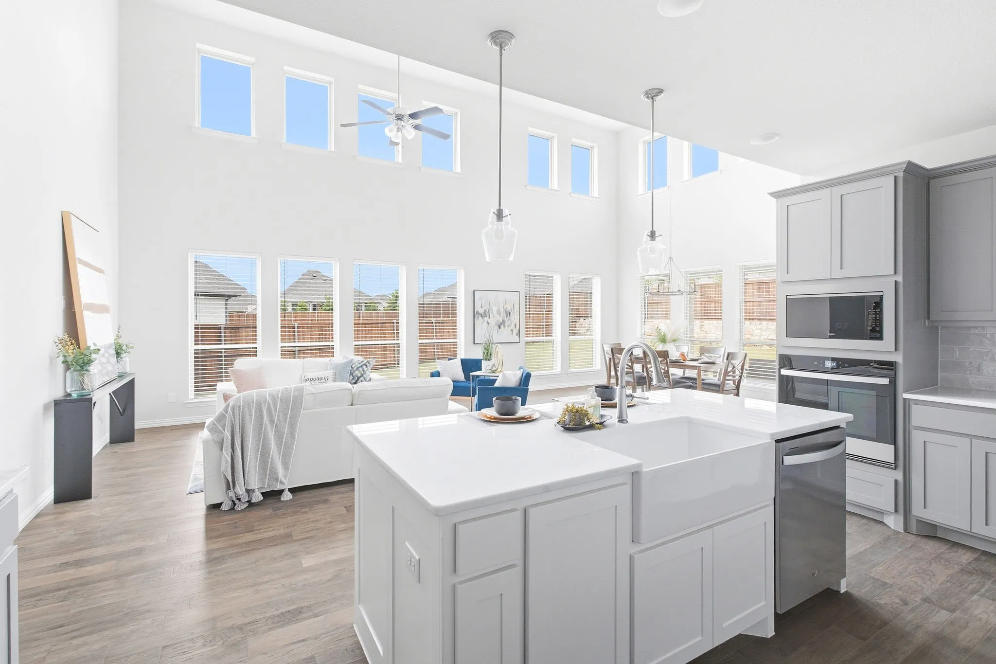Single Family Residence For Sale in Denton County , 4516 Egret Point, Oak Point, Texas 75068, 5 Bedroom, 4 Bathroom, 2 Garage spaces, 3,177 Sqft, built in 2023, mls#21330860, Real Estate Agent in Oak Point, Homes For Sale in Denton county, Homes For Sale in Oak Point, Realtor in Oak Point Texas, Real Estate Brokerage Independent Realty Texas, Luminita Cordes Realtor