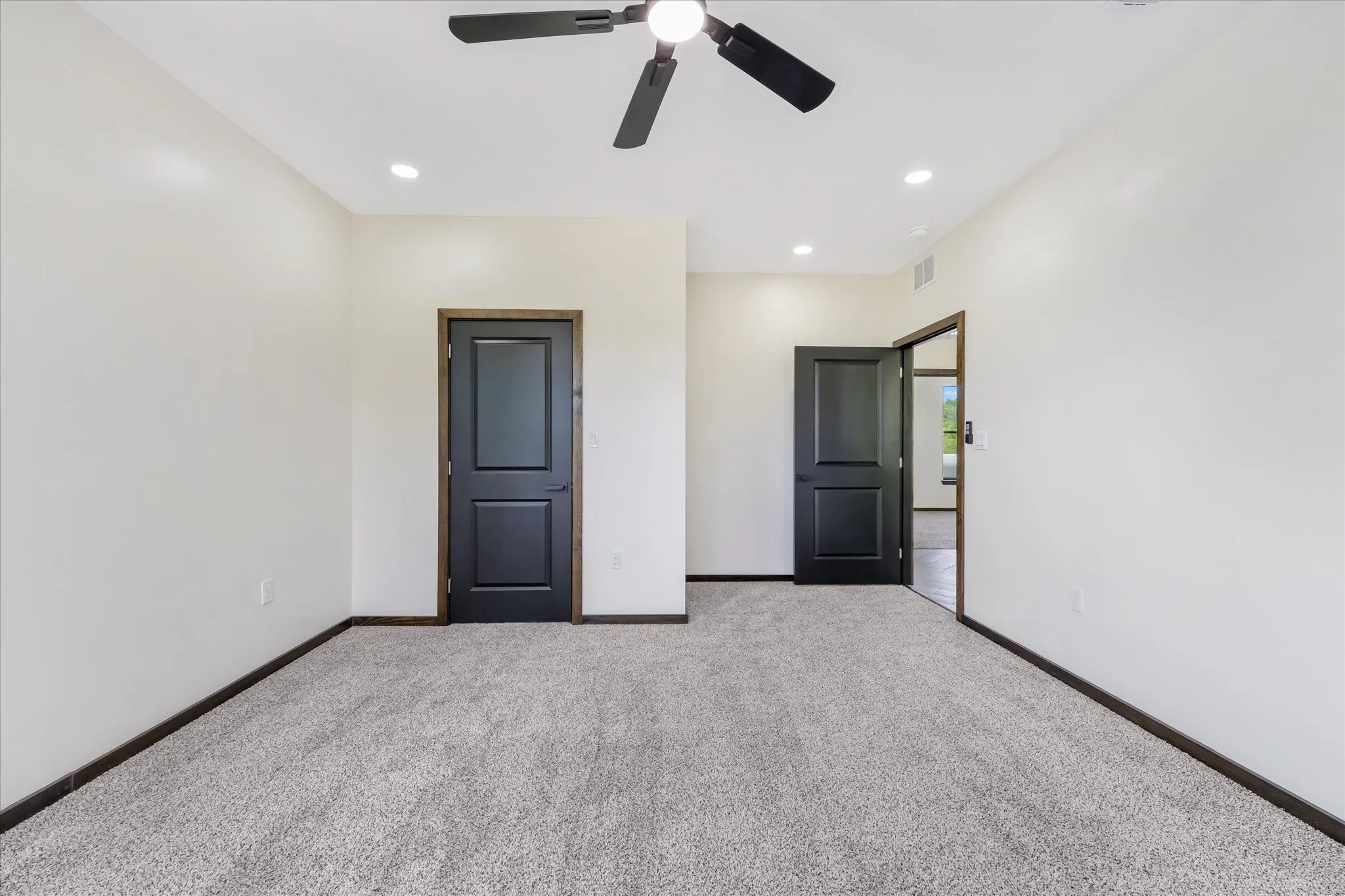 Single Family Residence For Sale in Dallas County , 6027 Verde Way, Dallas, Texas 75211, 4 Bedroom, 3 Bathroom, Garage spaces, 2,400 Sqft, built in 2026, mls#21330874, Real Estate Agent in Dallas, Homes For Sale in Dallas county, Homes For Sale in Dallas, Realtor in Dallas Texas, Real Estate Brokerage Independent Realty Texas, Luminita Cordes Realtor